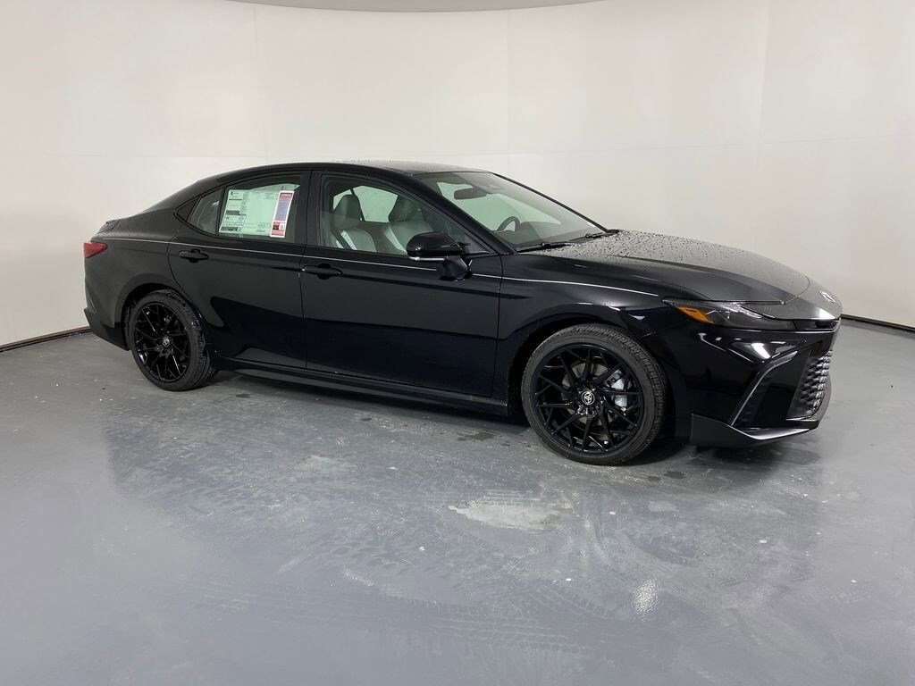 New 2026 Toyota Camry SE Sedan