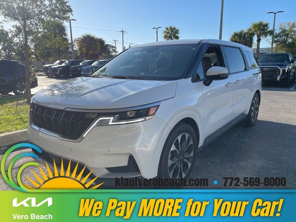 Used 2024 Kia Carnival EX MPV