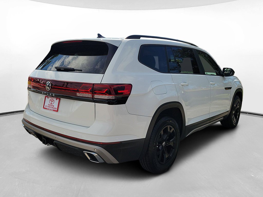 Used 2024 Volkswagen Atlas 2.0T Peak Edition SE w/Technology SUV