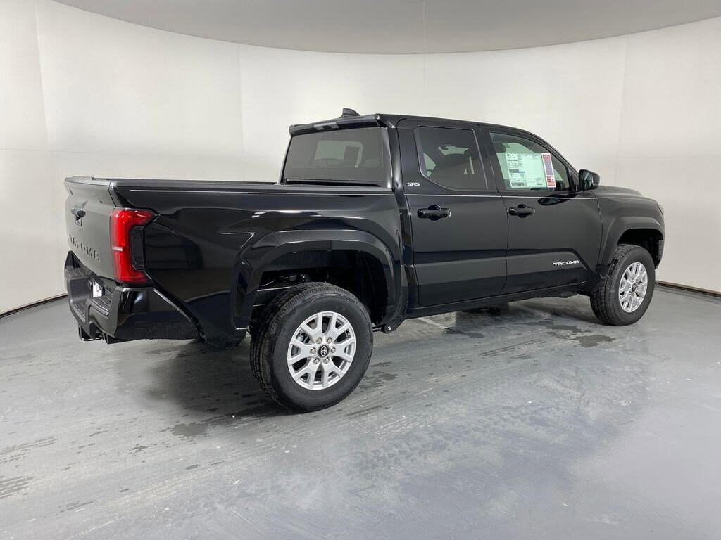 New 2025 Toyota Tacoma SR5 Truck Double Cab