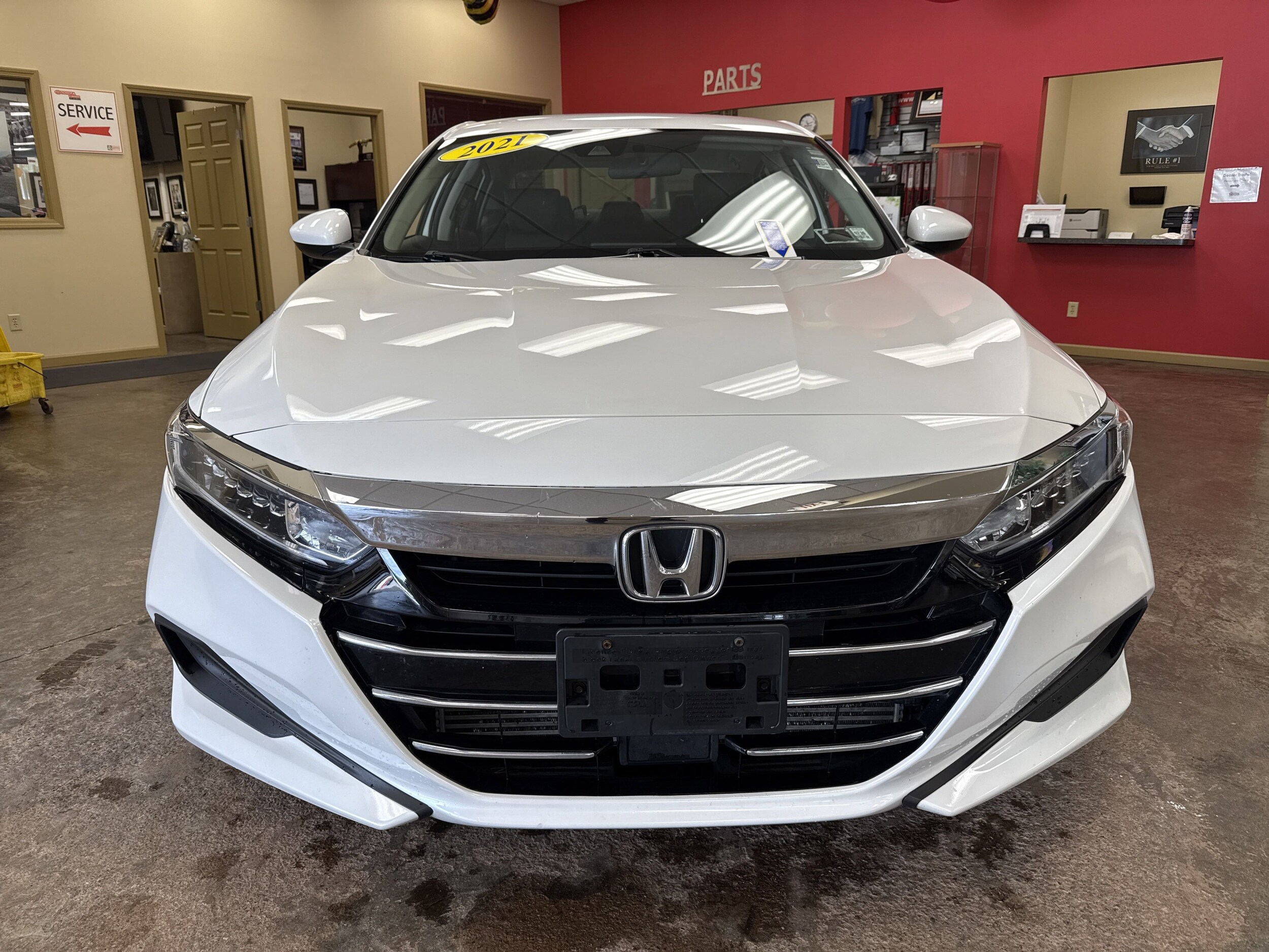 2021 Honda Accord LX 1.5T photo 2