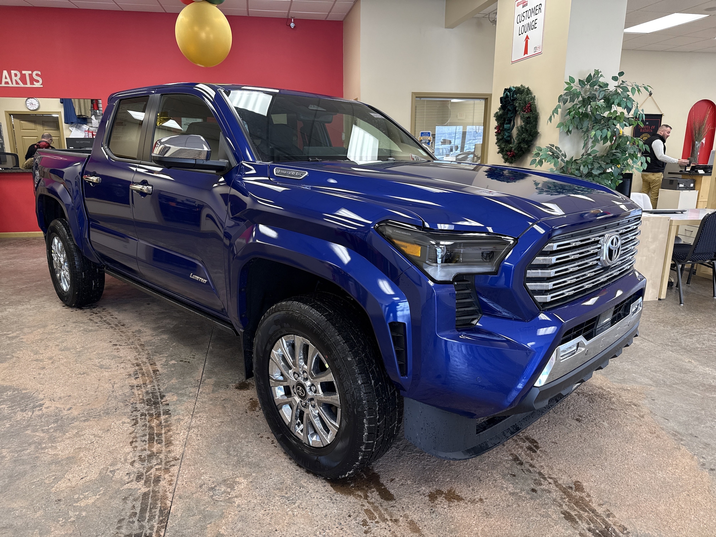 2025 Toyota Tacoma Limited's photo