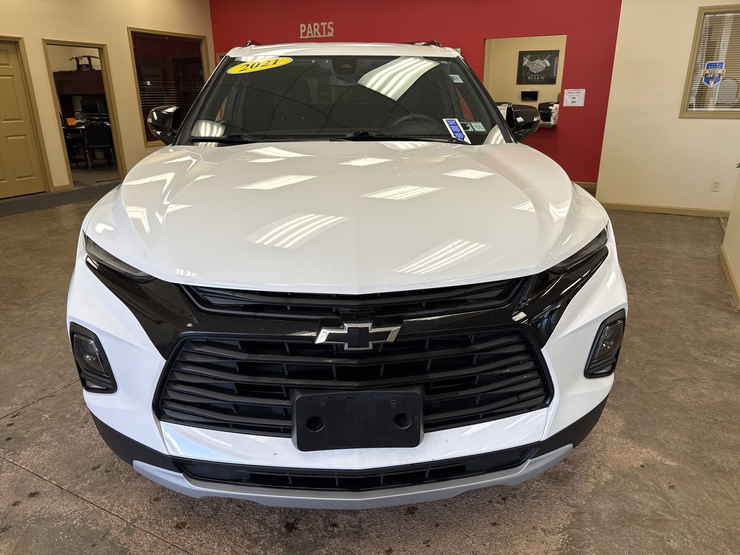 2021 Chevrolet Blazer 2LT photo 2