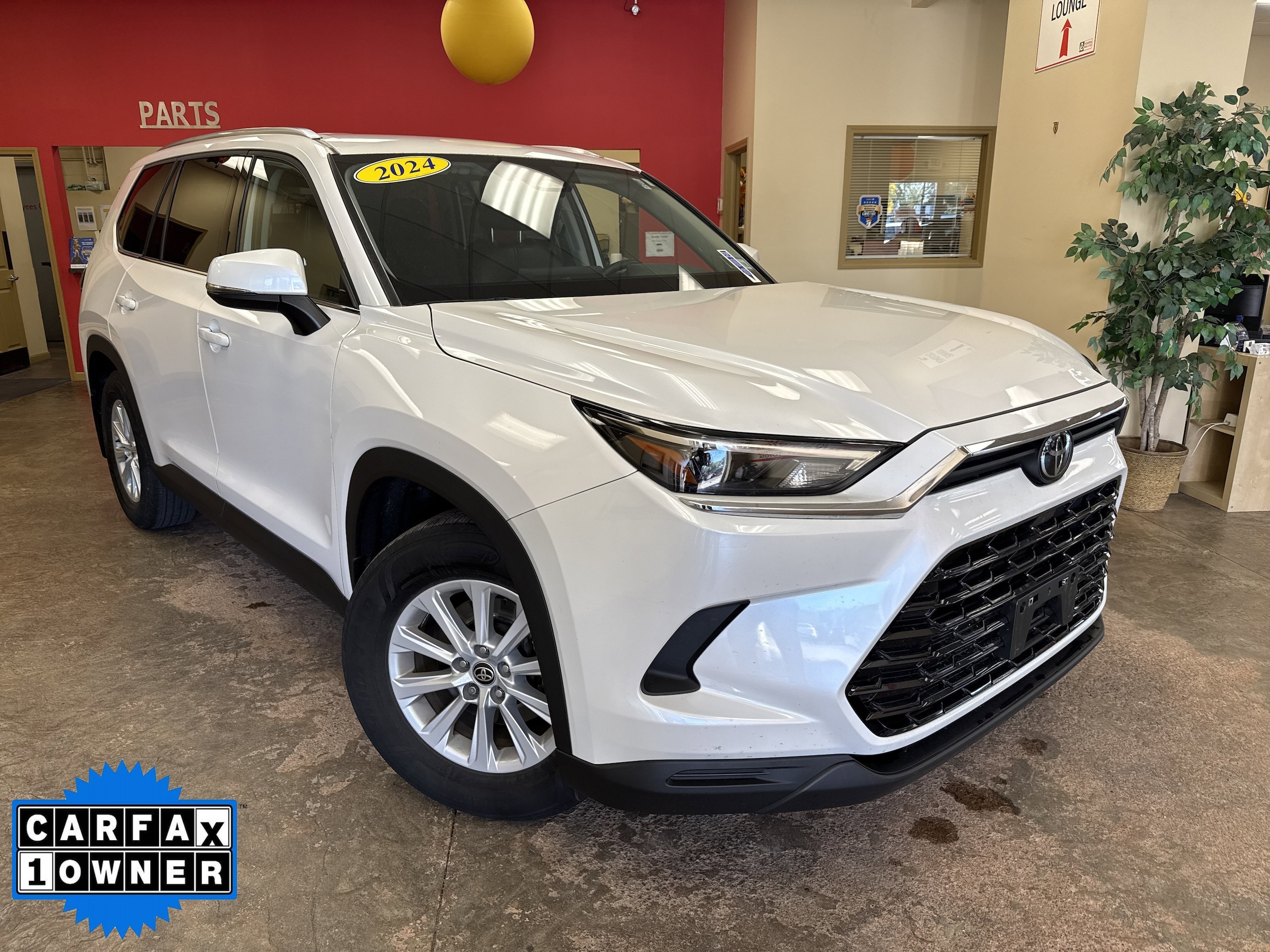 2024 Toyota Grand Highlander XLE's photo