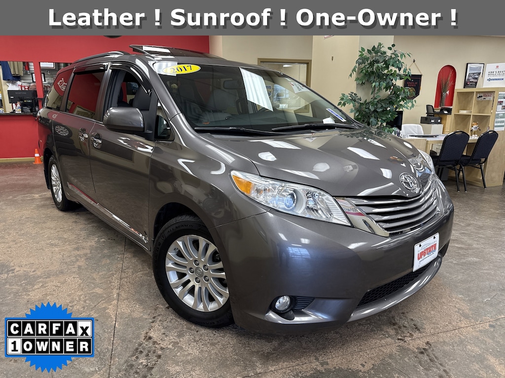 Used 2017 Toyota Sienna XLE 8 Passenger Van Passenger Van