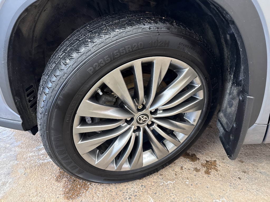 Used 2021 Toyota Highlander Platinum SUV