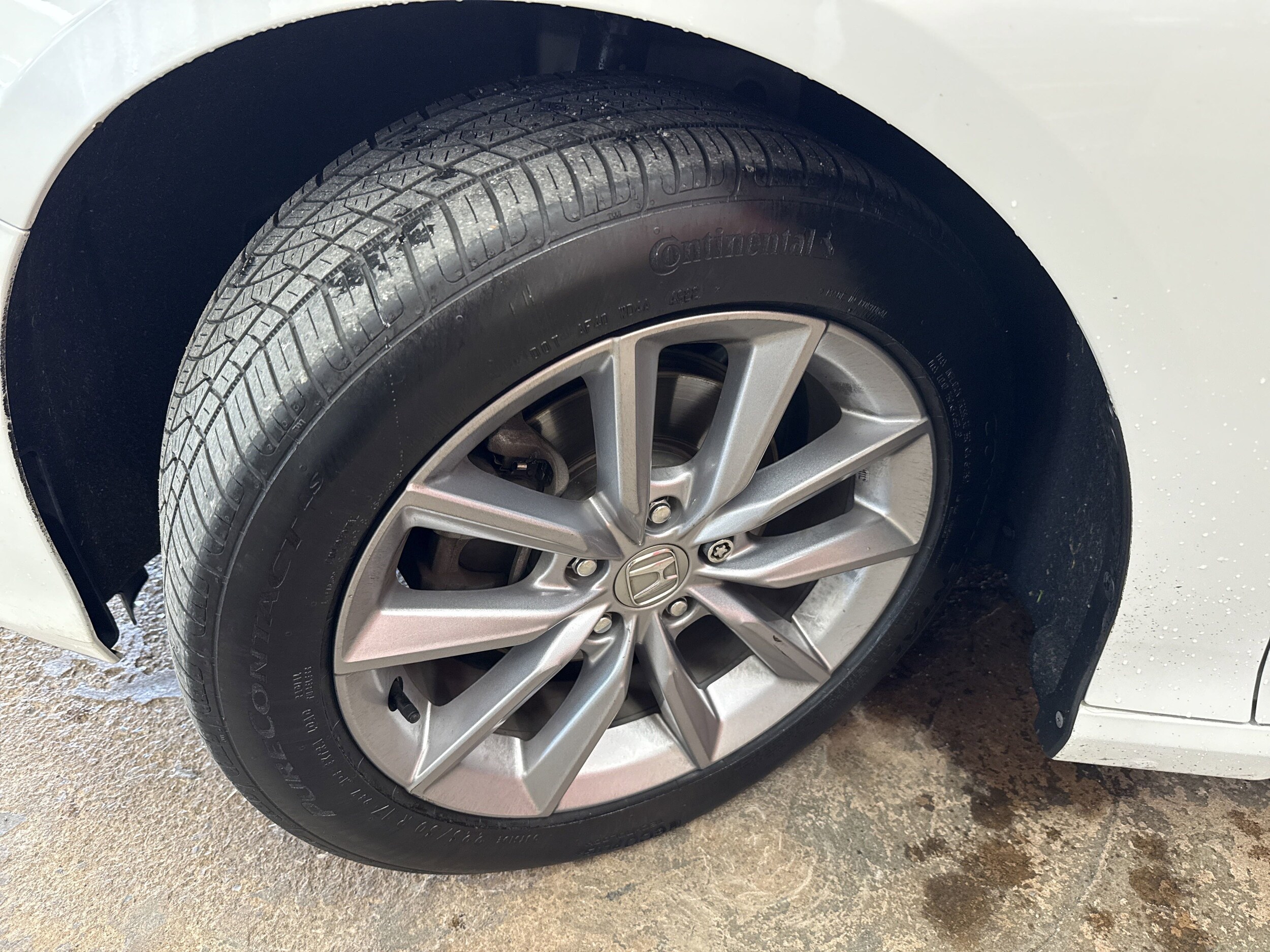 2021 Honda Accord LX 1.5T photo 4