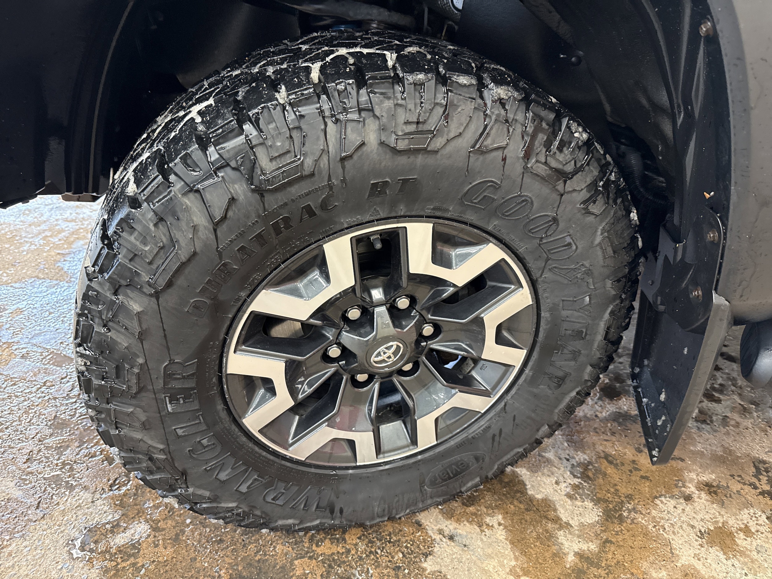 2021 Toyota Tacoma TRD Off Road - Photo 4