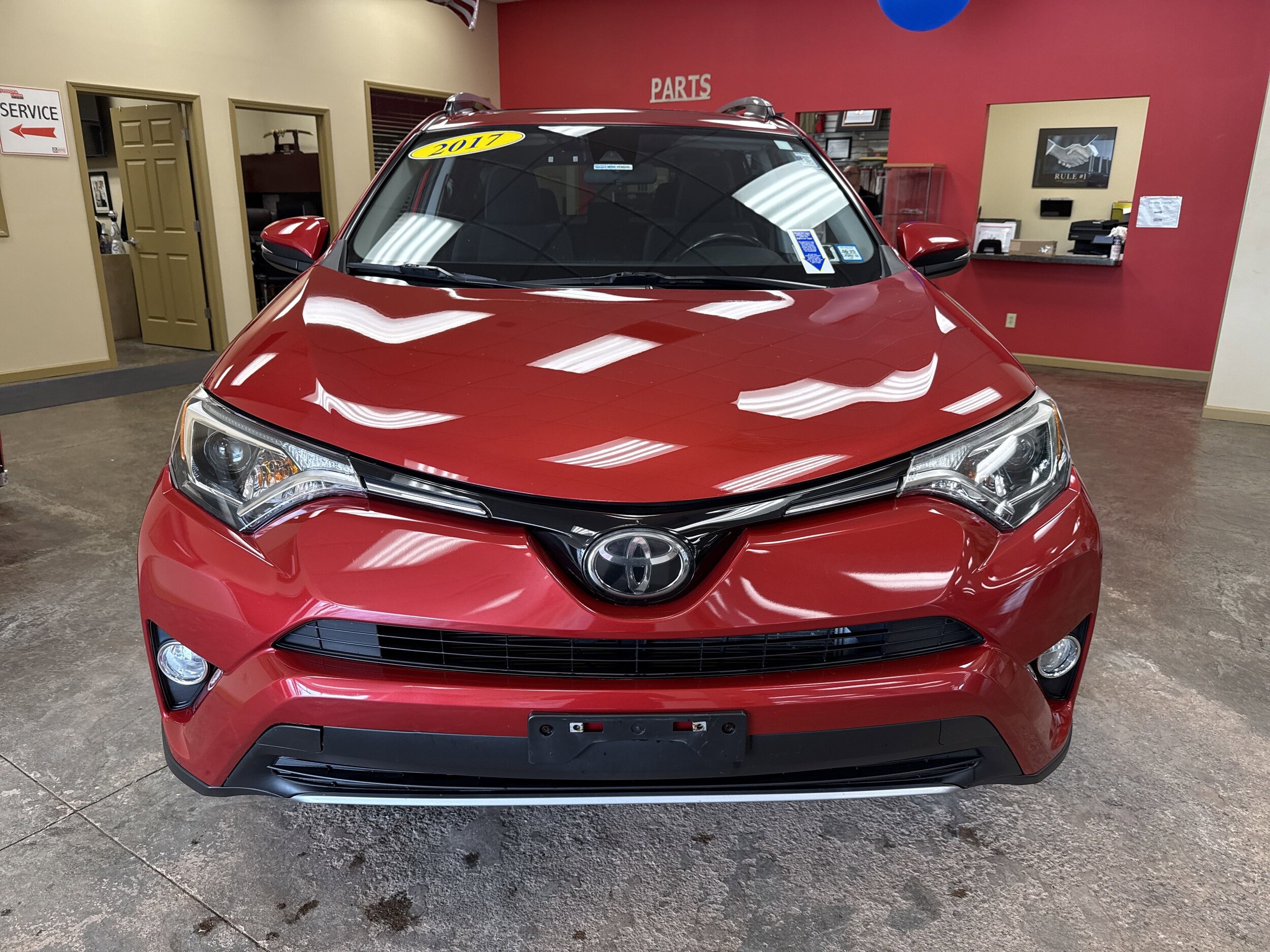 2017 Toyota RAV4 XLE photo 2