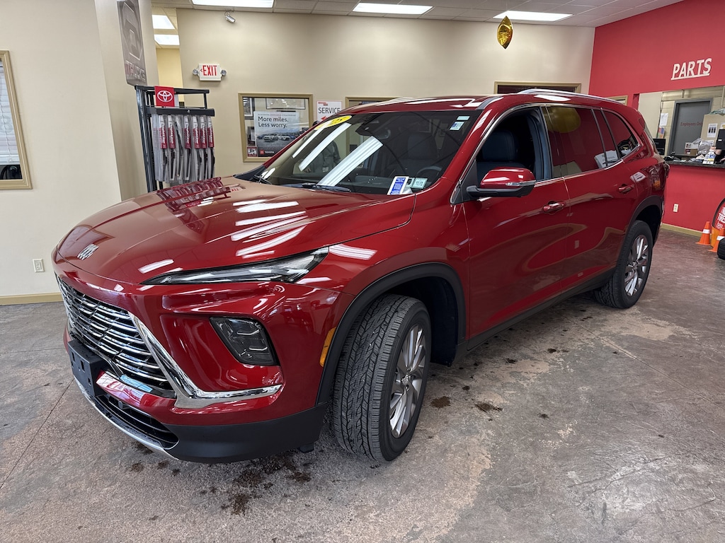 Used 2025 Buick Enclave Preferred SUV