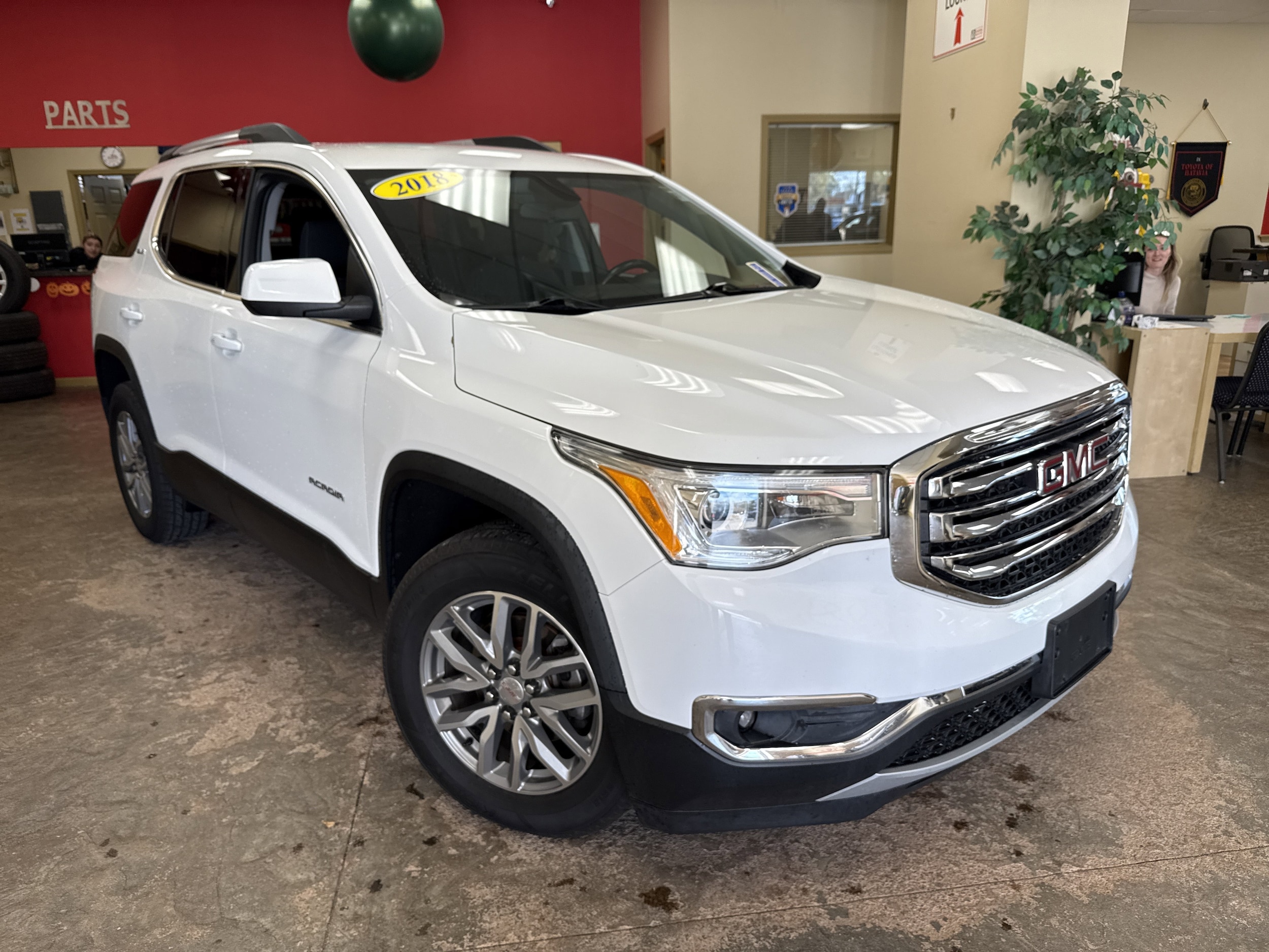 2018 GMC Acadia SLE-2