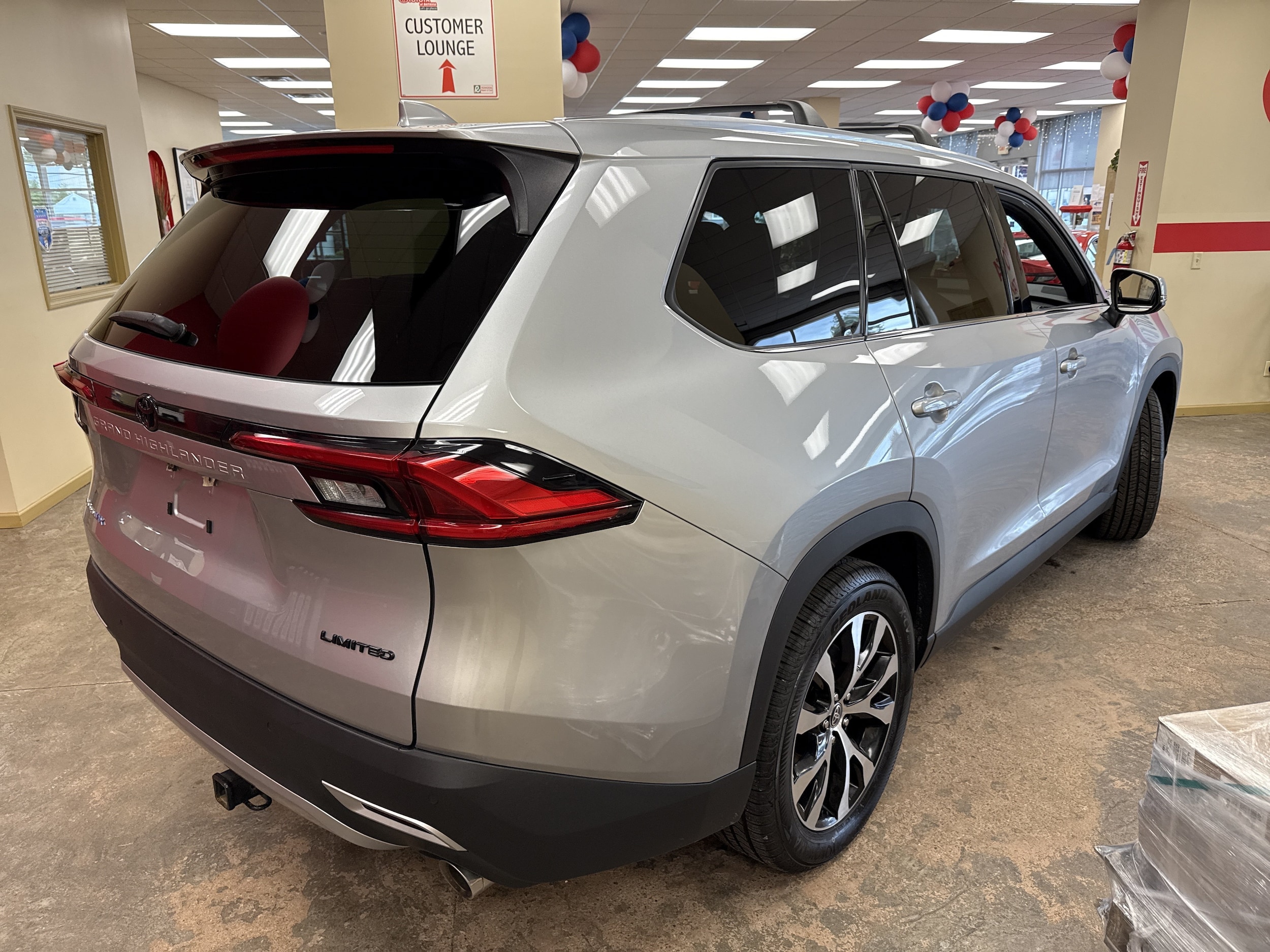2024 Toyota Grand Highlander Limited - Photo 12