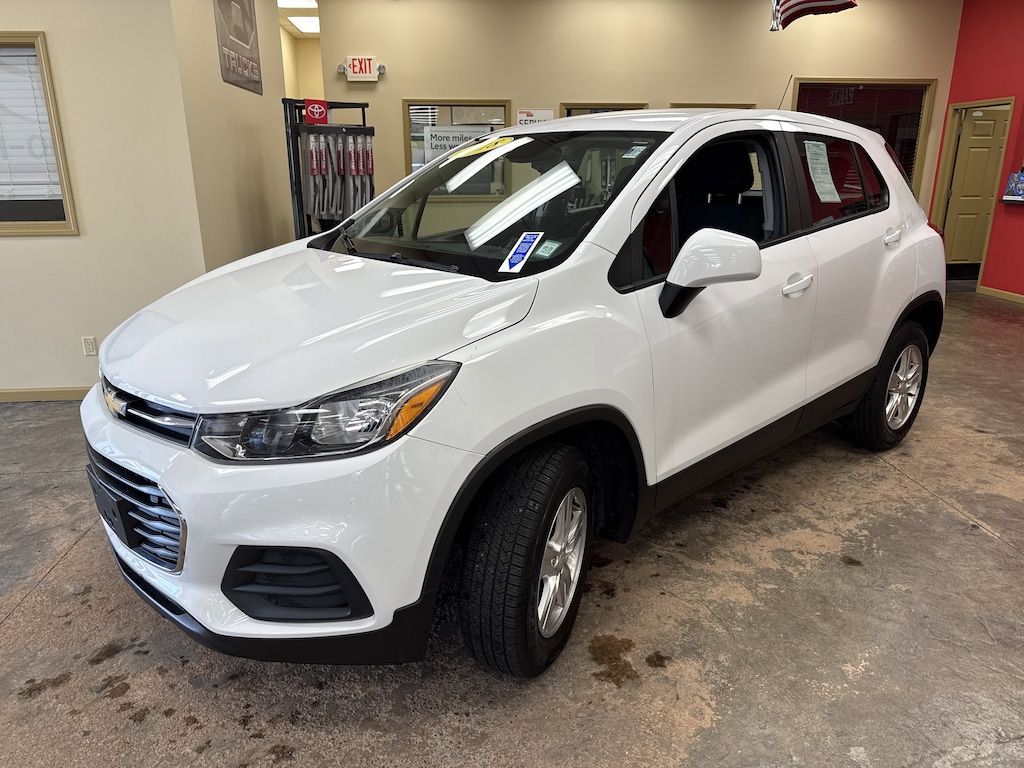 Used 2018 Chevrolet Trax LS SUV