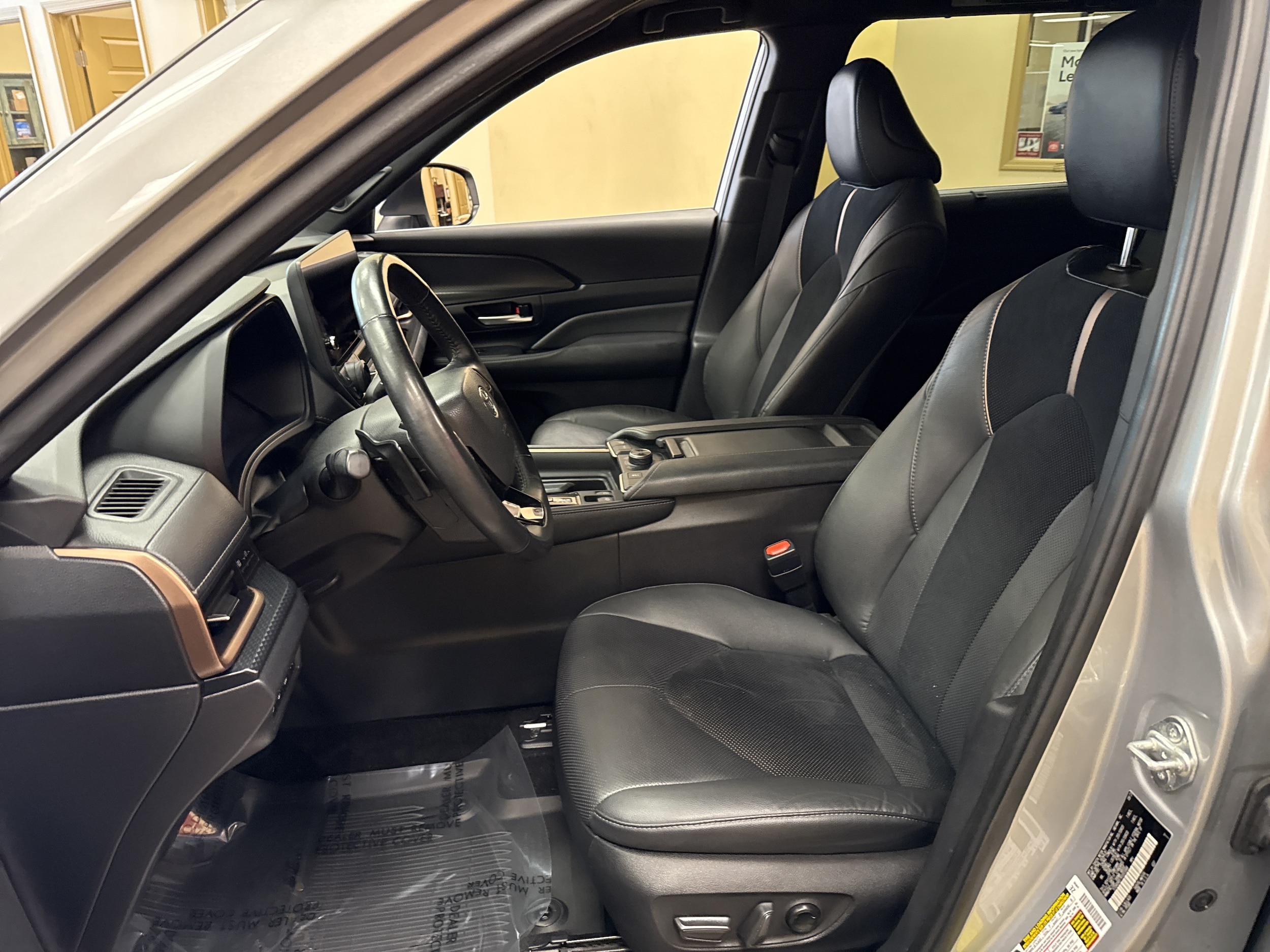 2024 Toyota Grand Highlander Limited - Photo 8