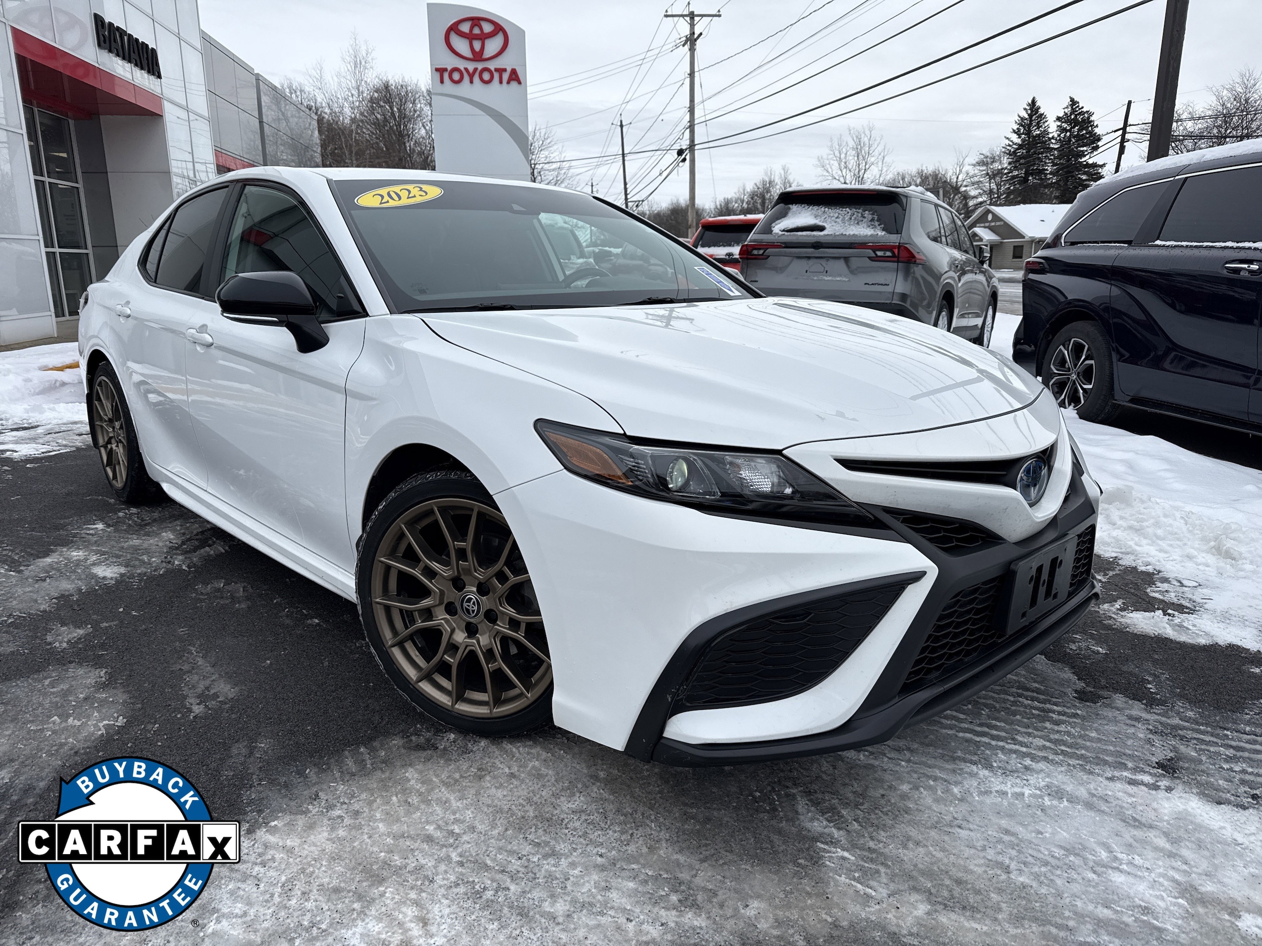 2023 Toyota Camry SE's photo