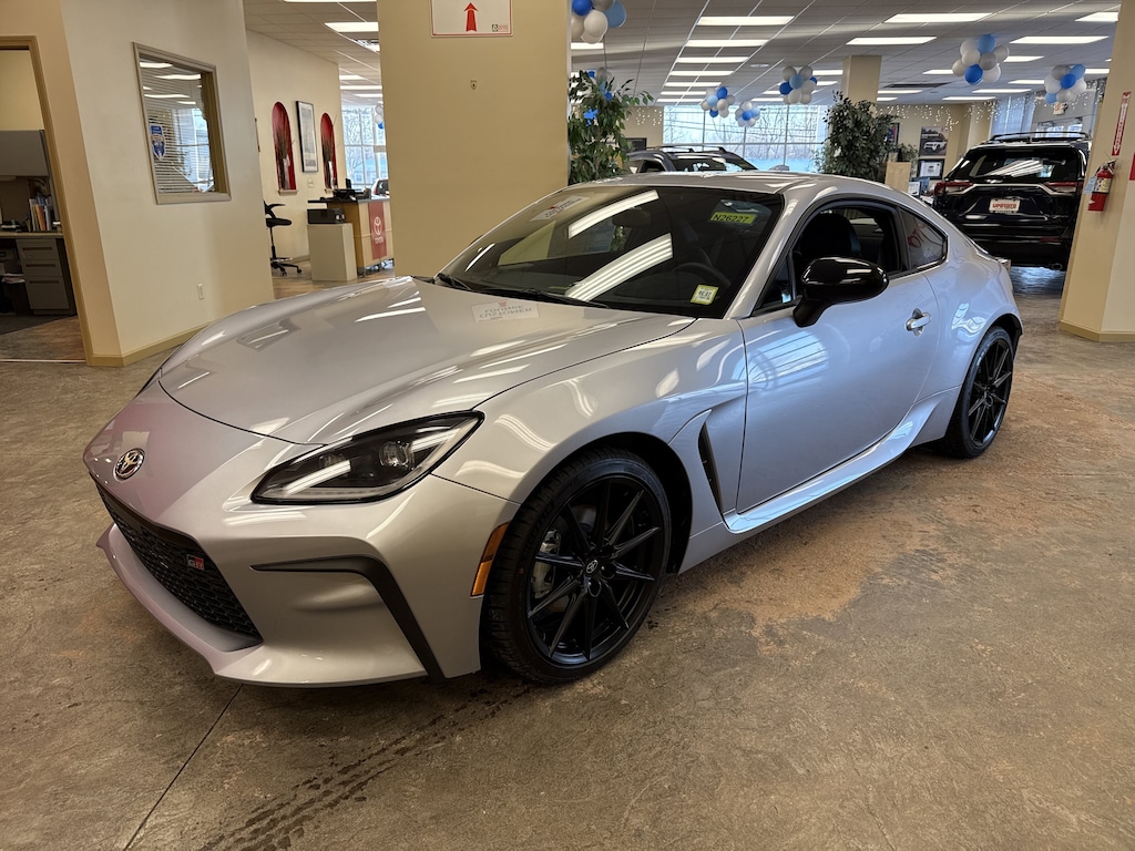 New 2026 Toyota GR86 Premium AT 2+2 COUPE 6 SPD A/T