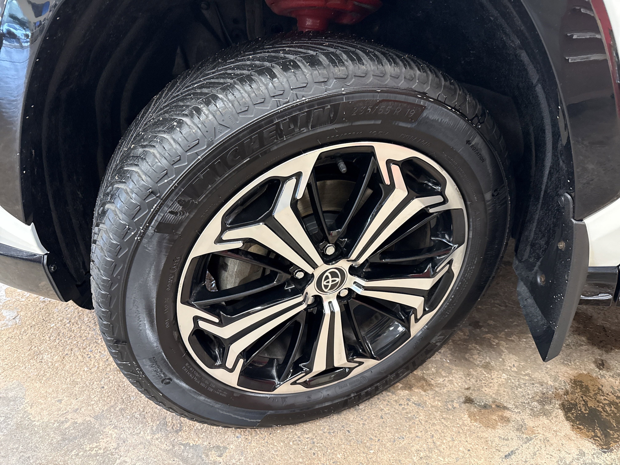 2021 Toyota RAV4 Prime XSE photo 4