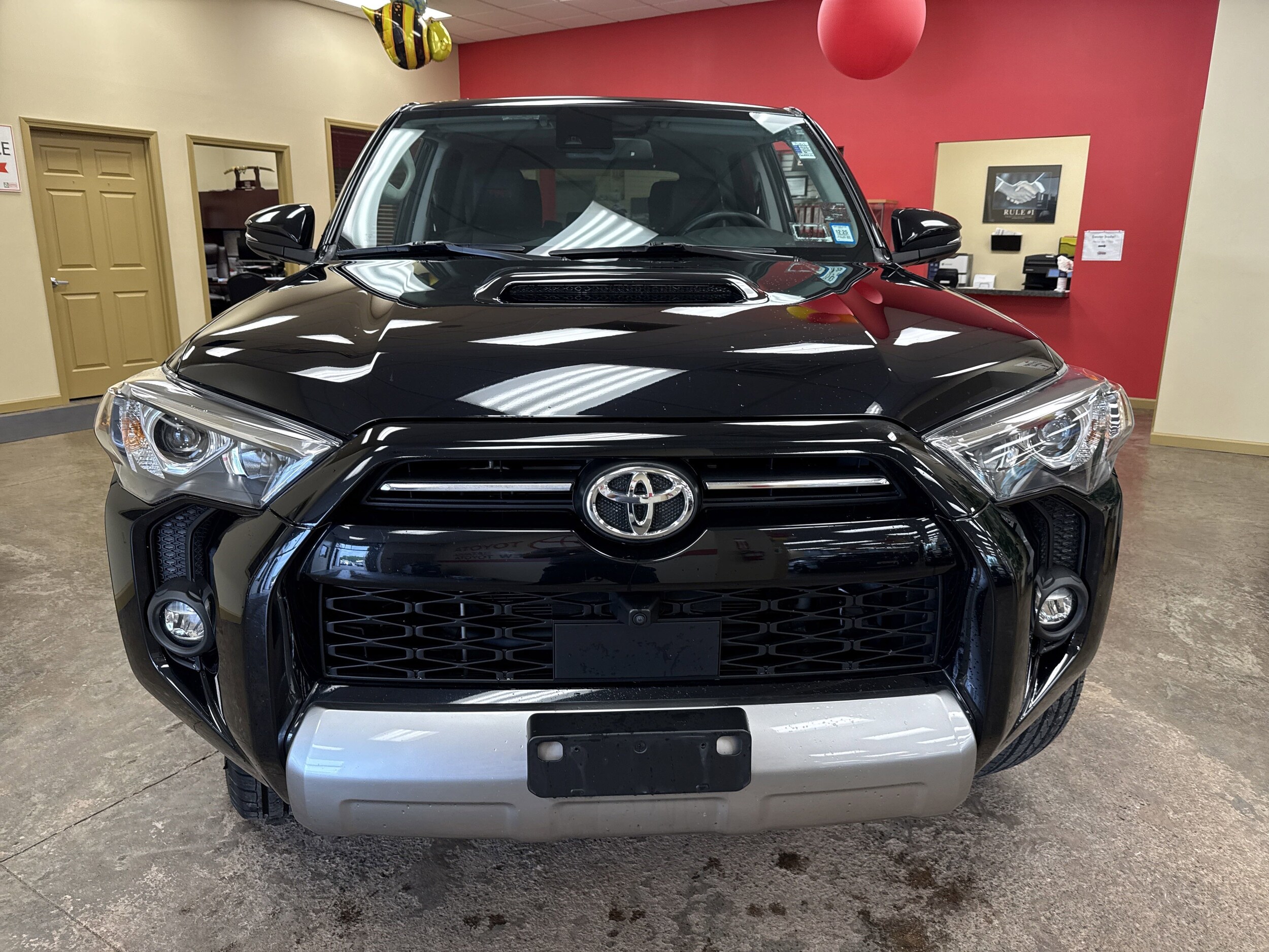 2023 Toyota 4Runner TRD Premium photo 2