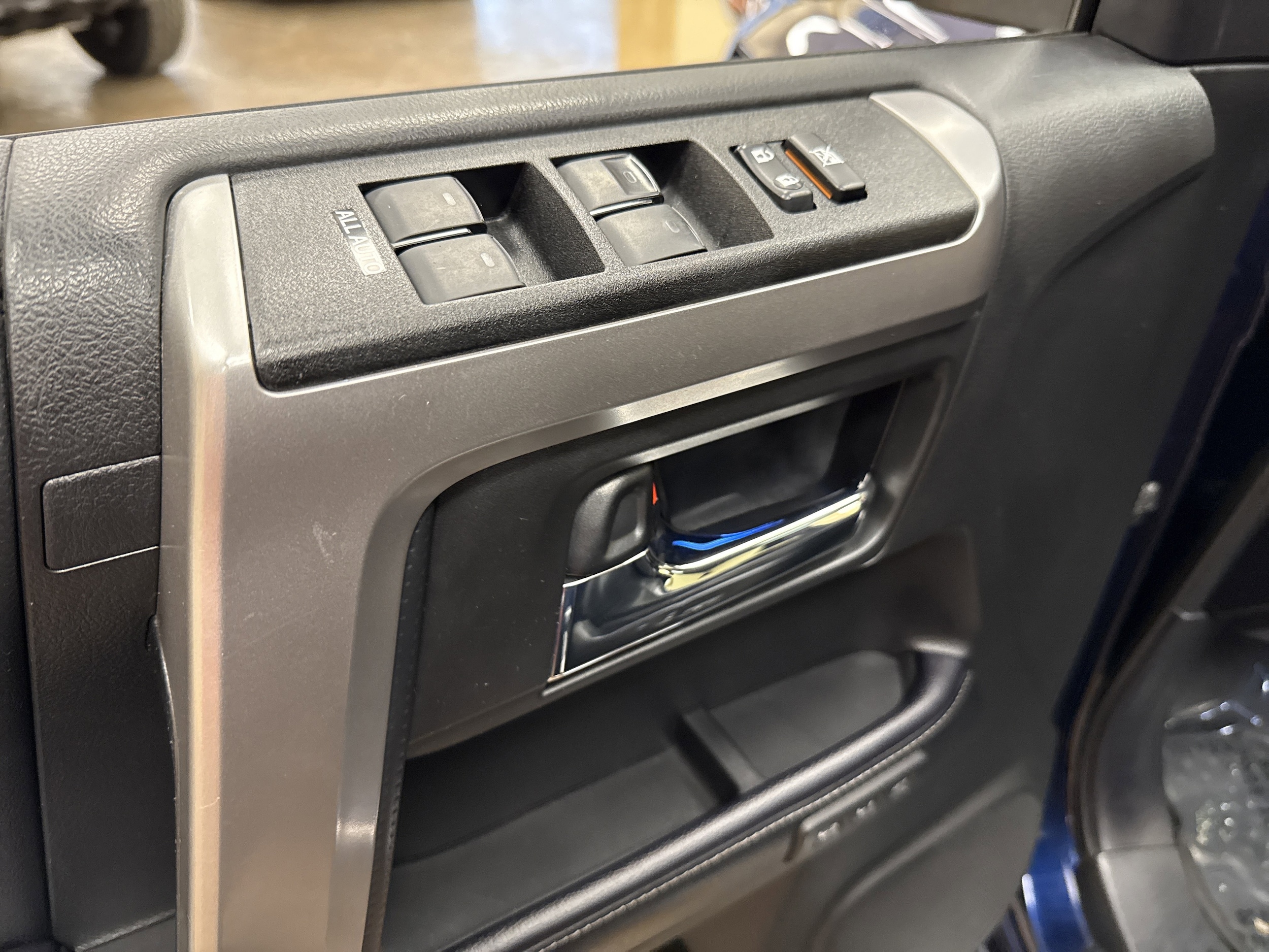 2022 Toyota 4Runner Limited - Photo 29