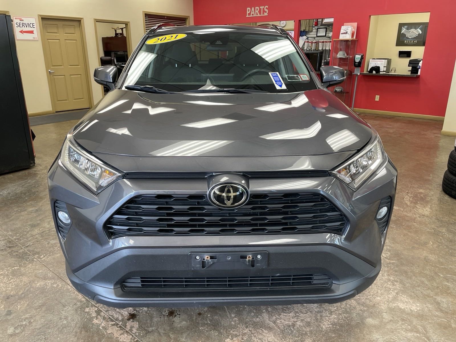 Used 2021 Toyota RAV4 XLE with VIN 2T3P1RFV8MW225979 for sale in Batavia, NY