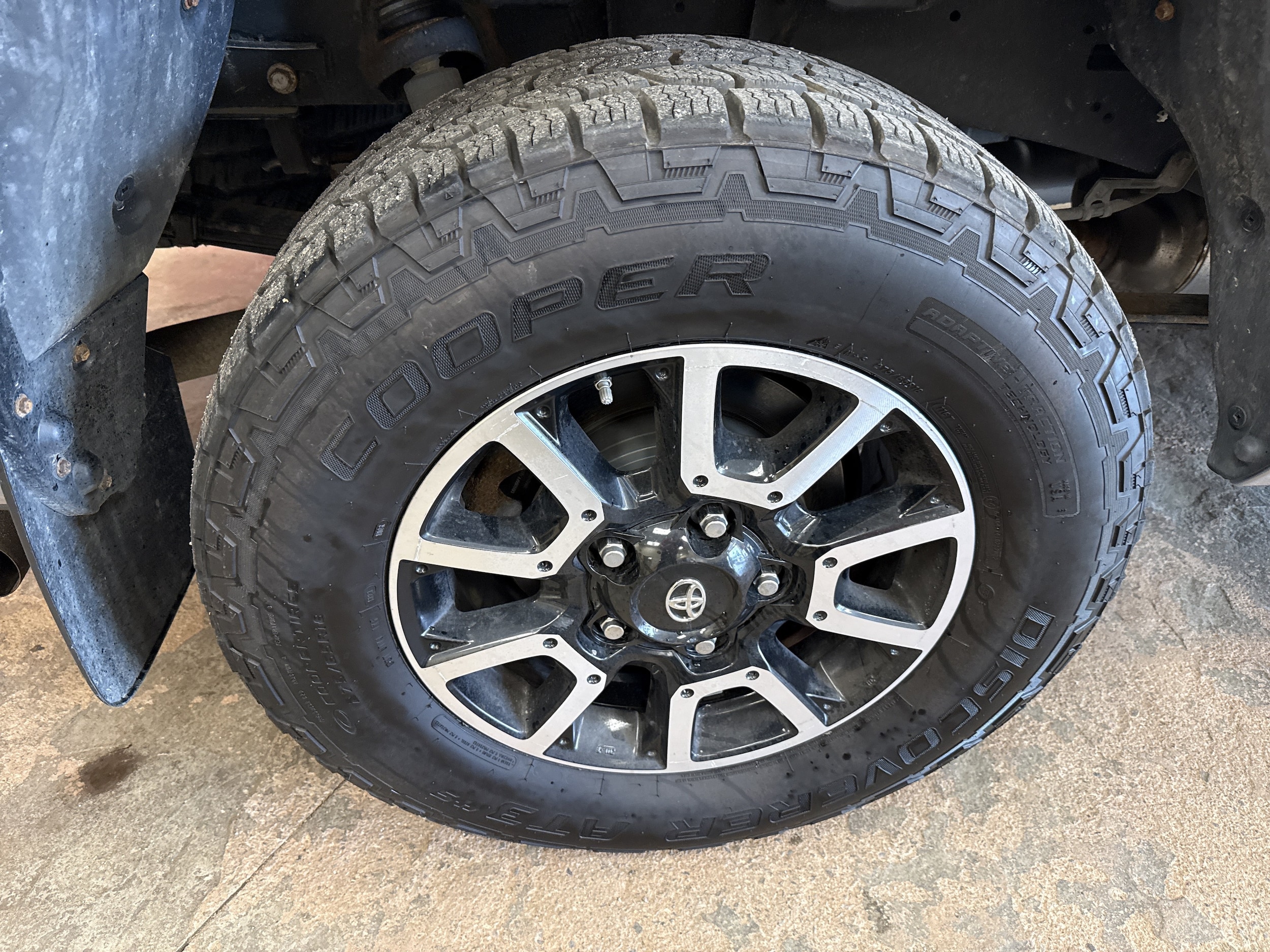 2019 Toyota Tundra SR5 - Photo 26