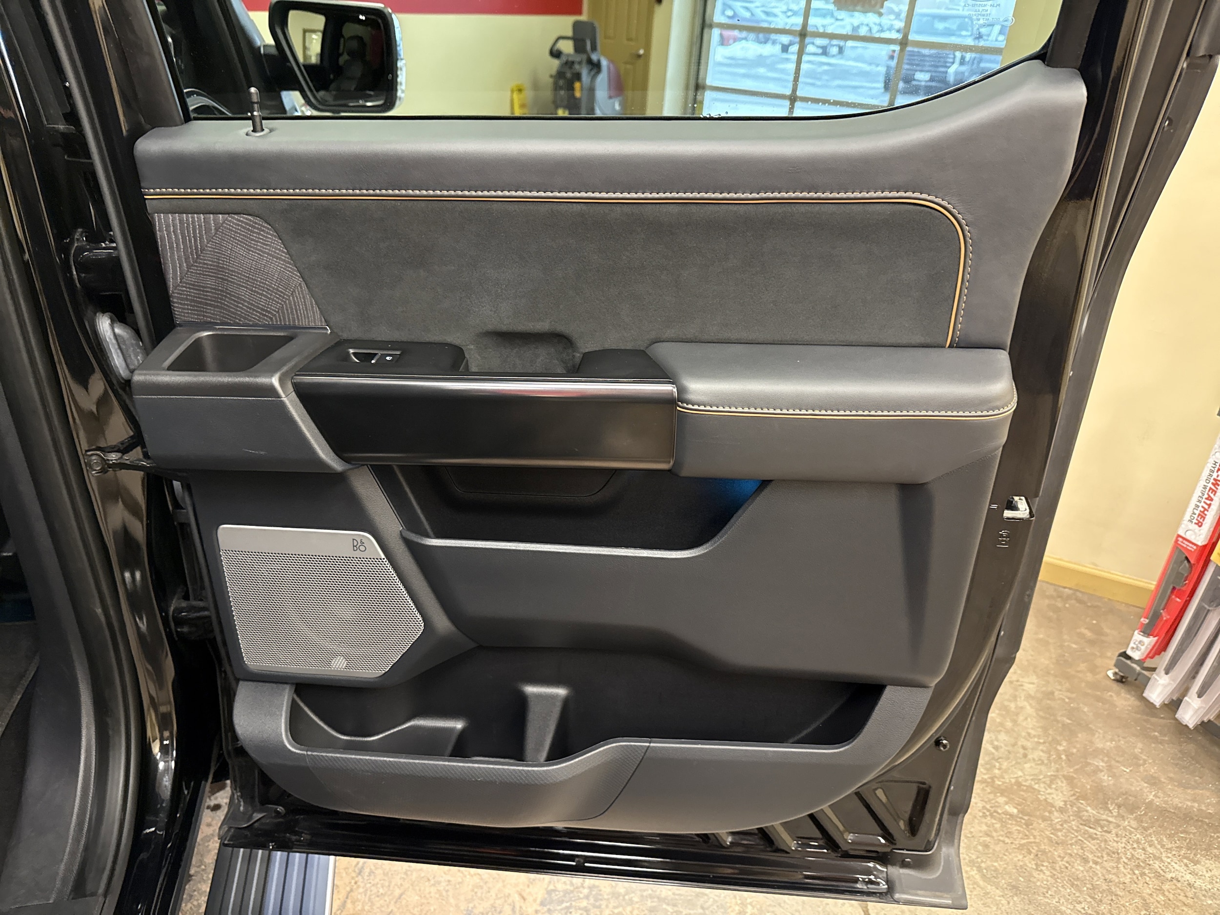 2023 Ford F-150 Platinum - Photo 20