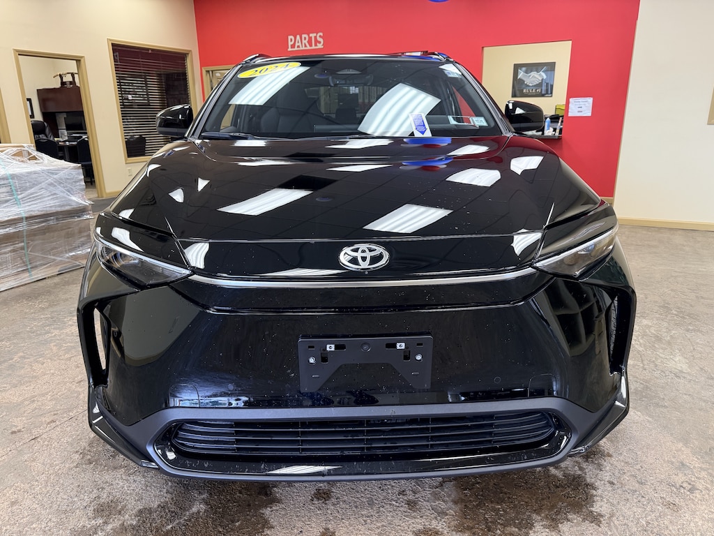 Used 2024 Toyota bZ4X XLE SUV
