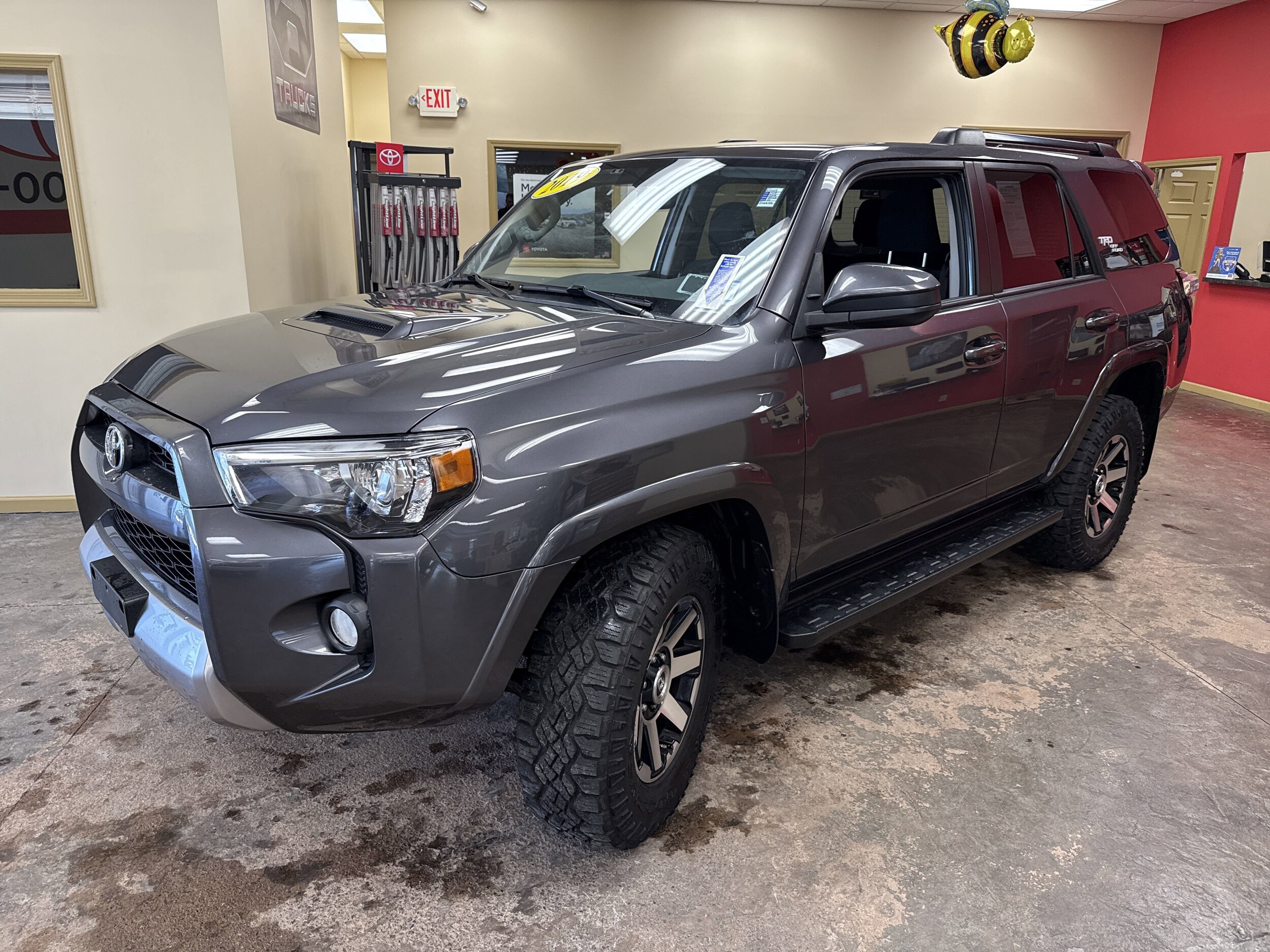 2019 Toyota 4Runner TRD photo 3
