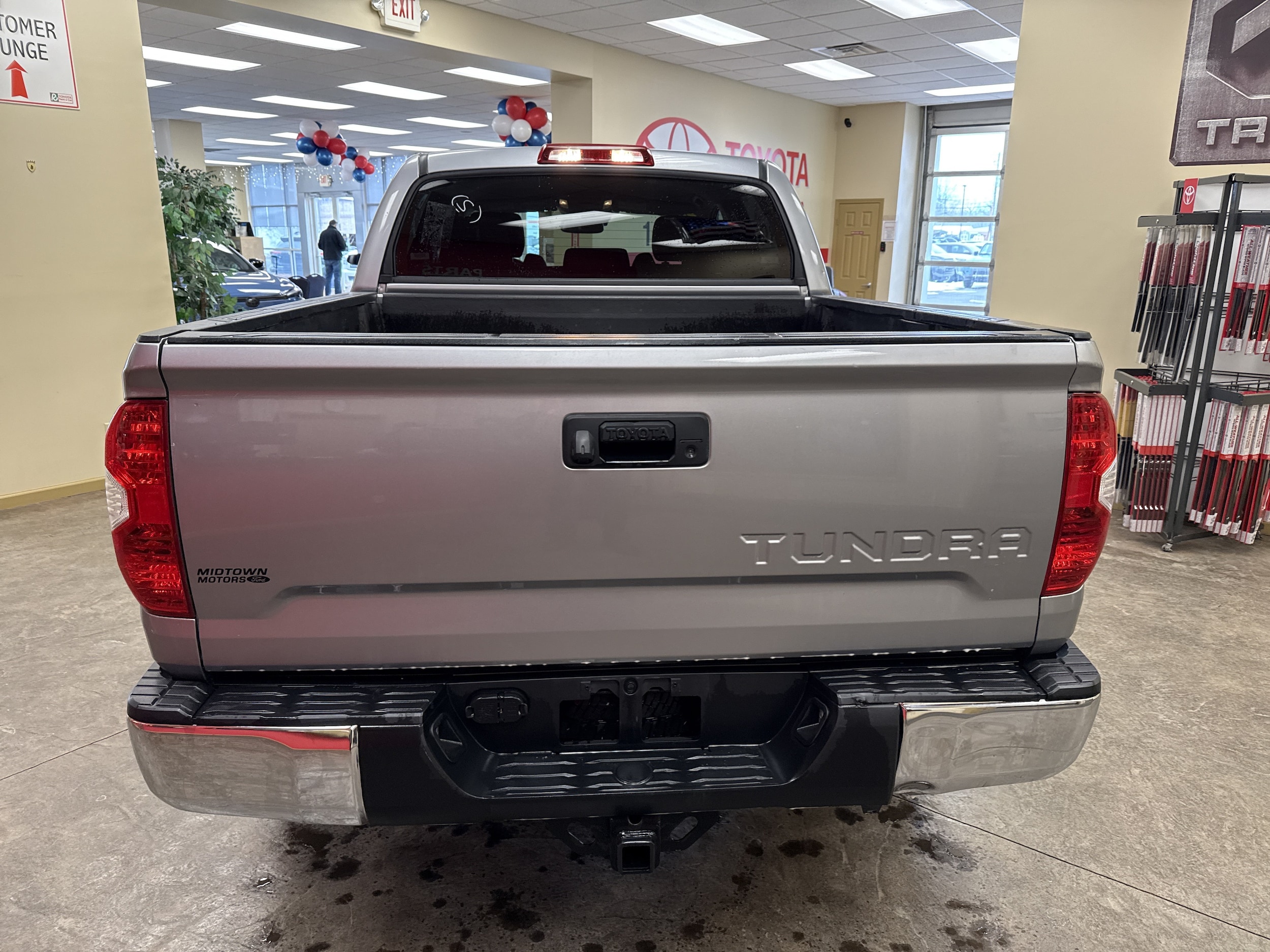 2019 Toyota Tundra SR5 - Photo 9