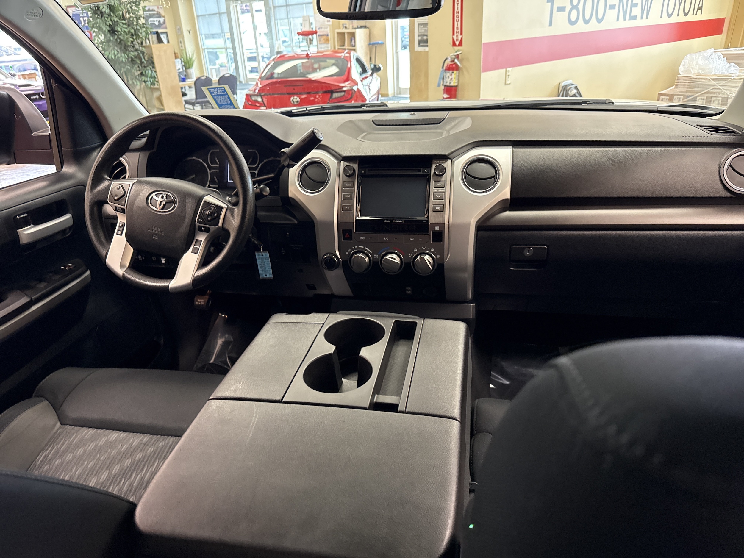 2019 Toyota Tundra SR5 - Photo 25