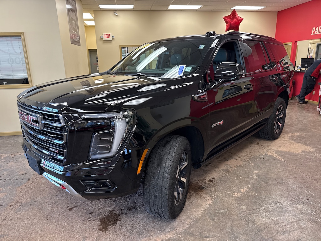 Used 2025 GMC Yukon AT4 SUV