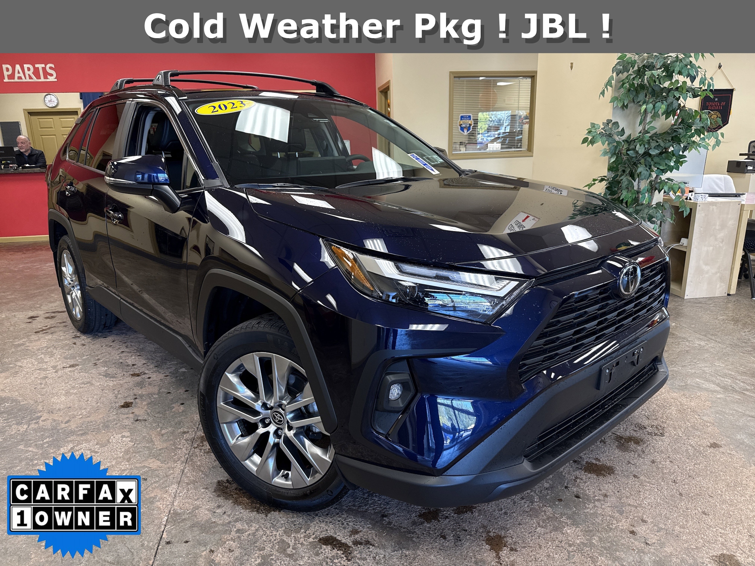 2023 Toyota RAV4 XLE Premium's photo