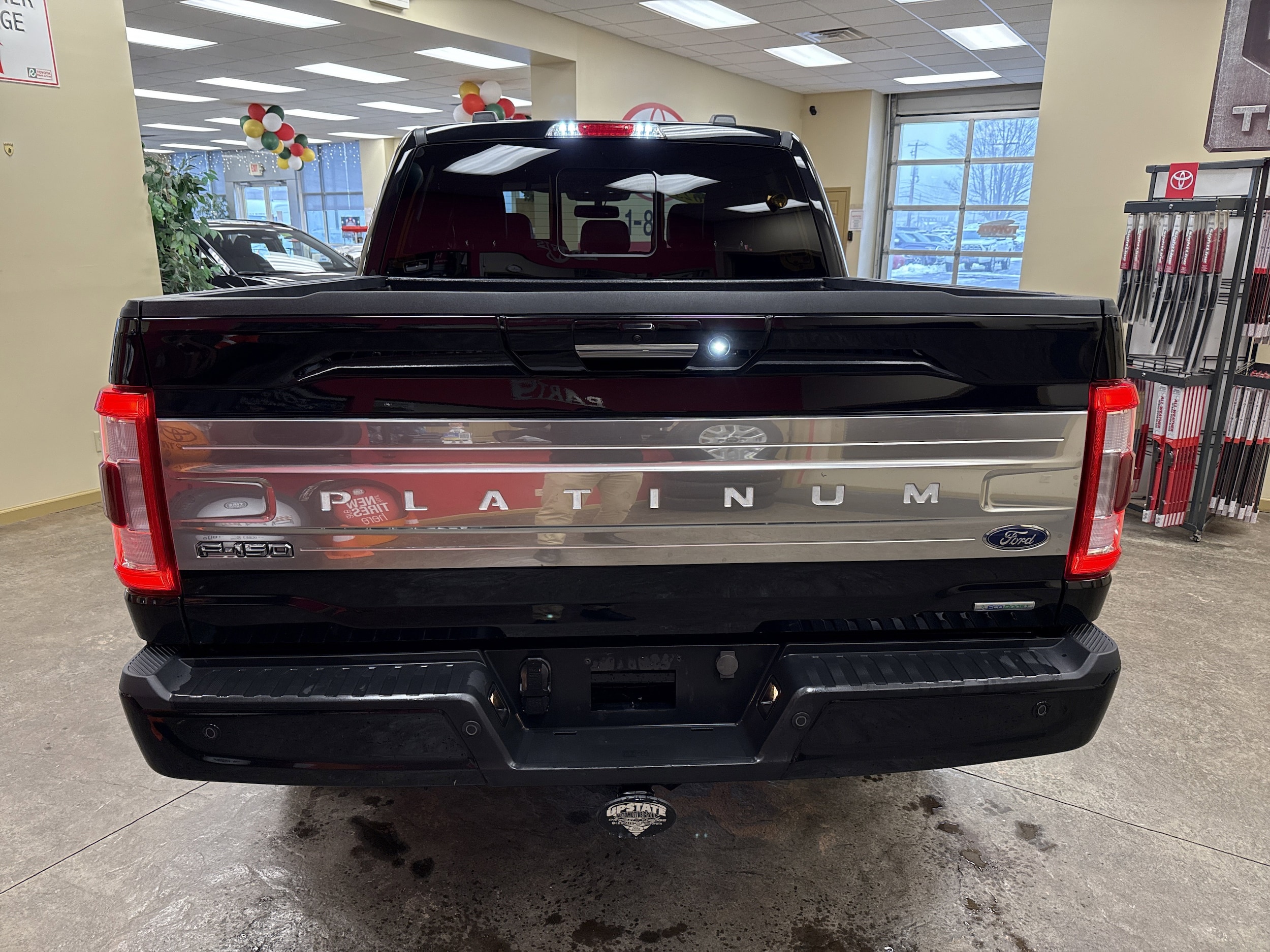 2023 Ford F-150 Platinum - Photo 11