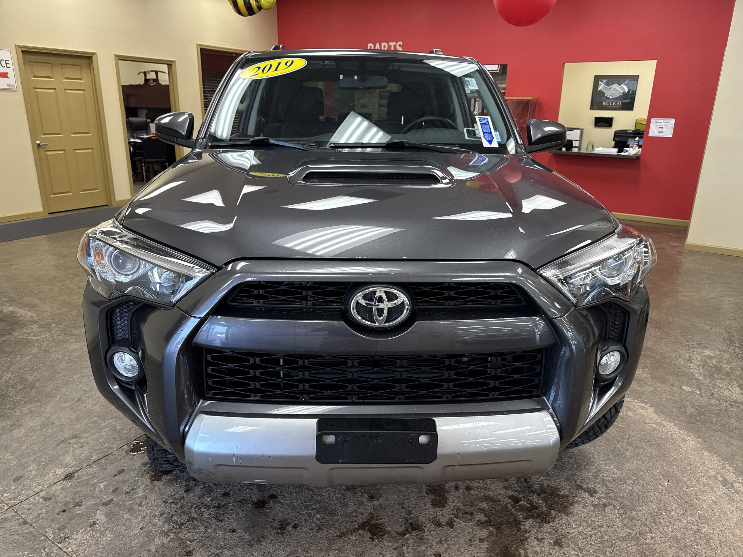 2019 Toyota 4Runner TRD photo 2