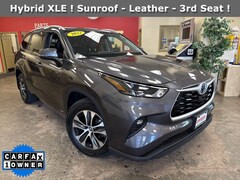 2022 Toyota Highlander Hybrid XLE SUV