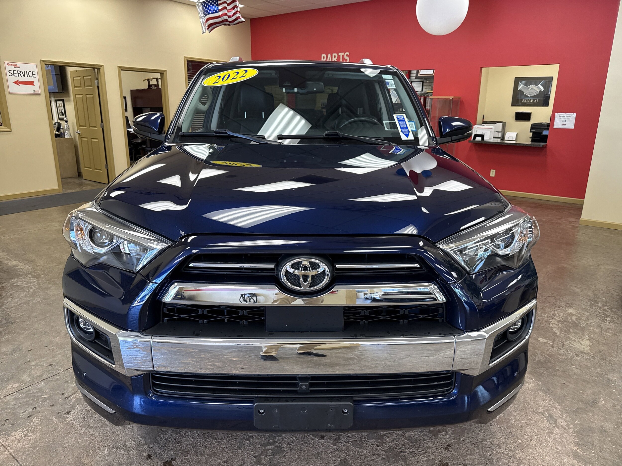 2022 Toyota 4Runner Limited photo 2