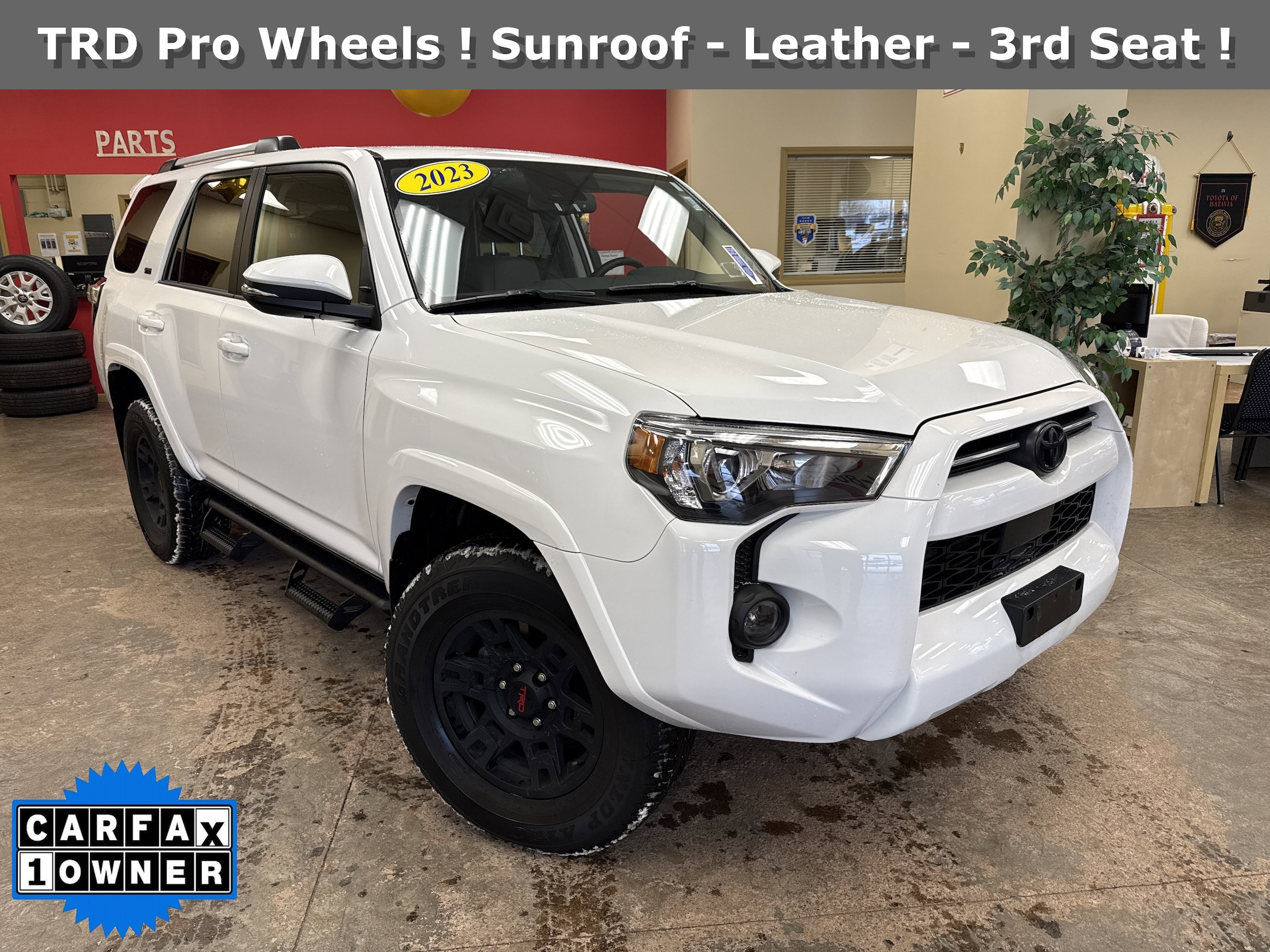 2023 Toyota 4Runner SR5 Premium's photo