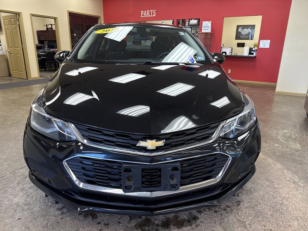 Used 2018 Chevrolet Cruze LT Auto Sedan