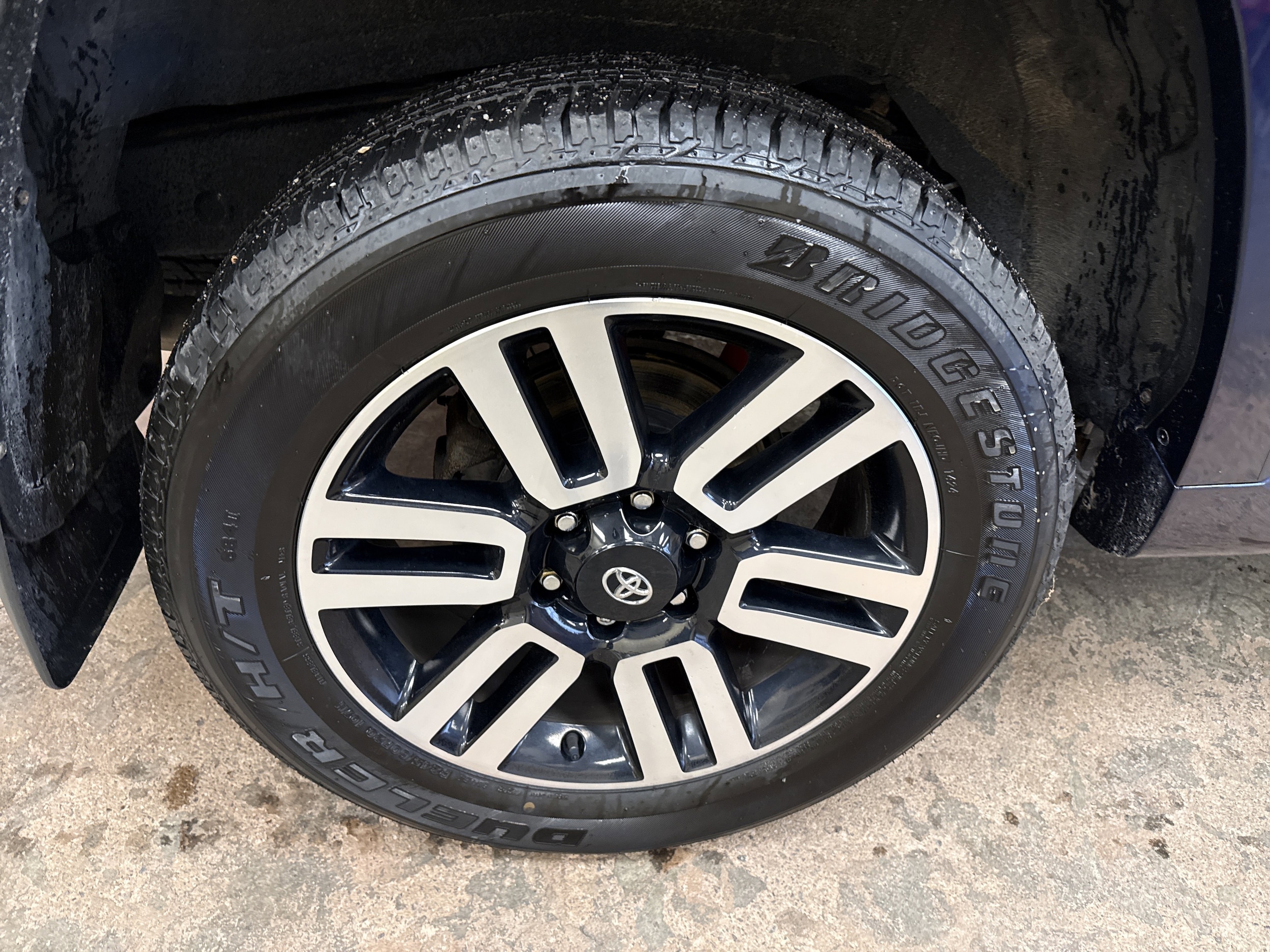 2022 Toyota 4Runner Limited - Photo 14