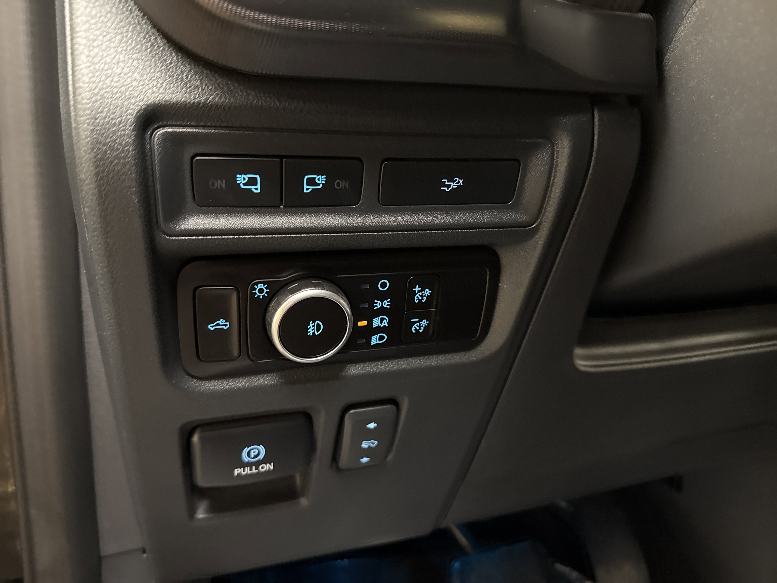 2023 Ford F-150 Platinum - Photo 28