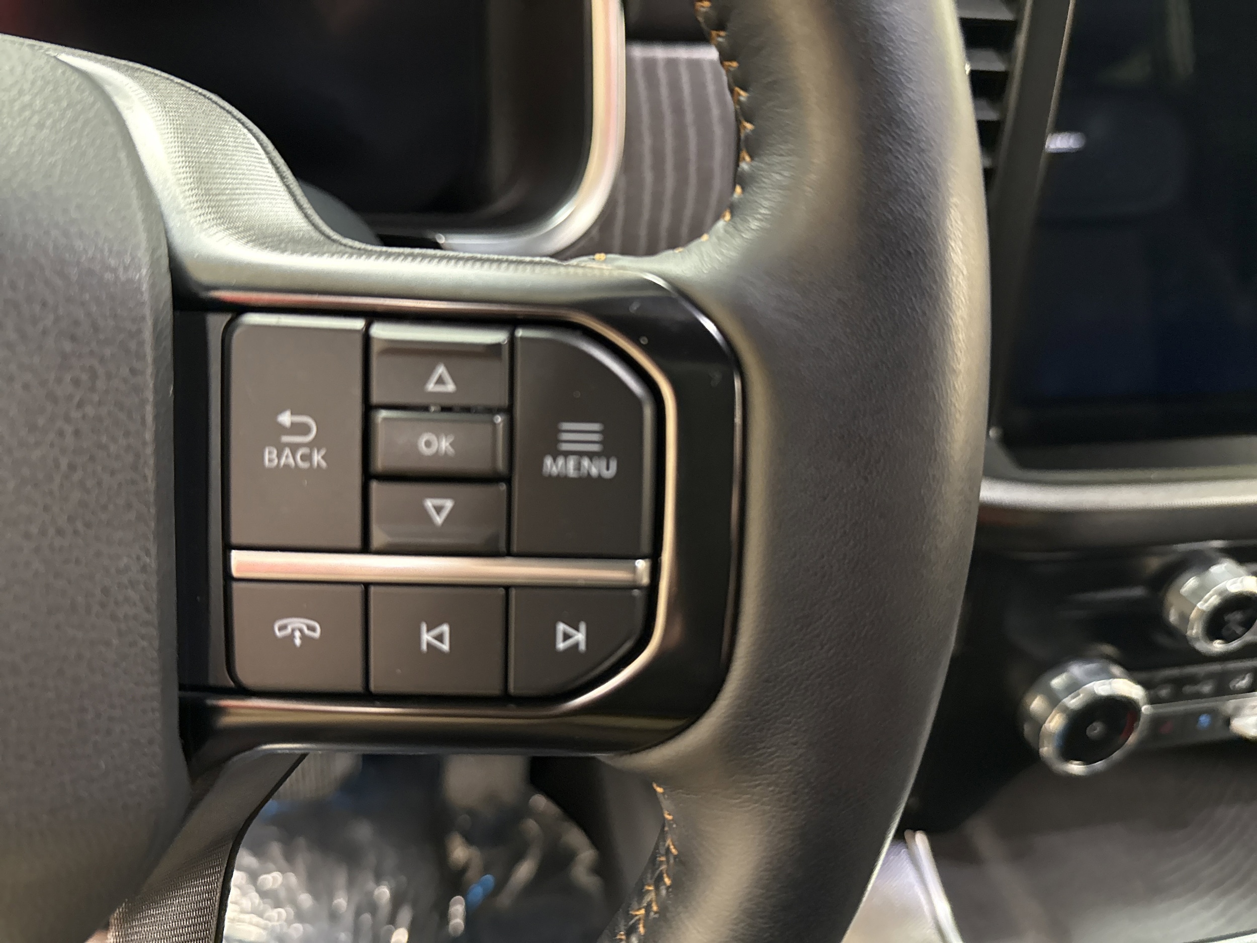 2023 Ford F-150 Platinum - Photo 33