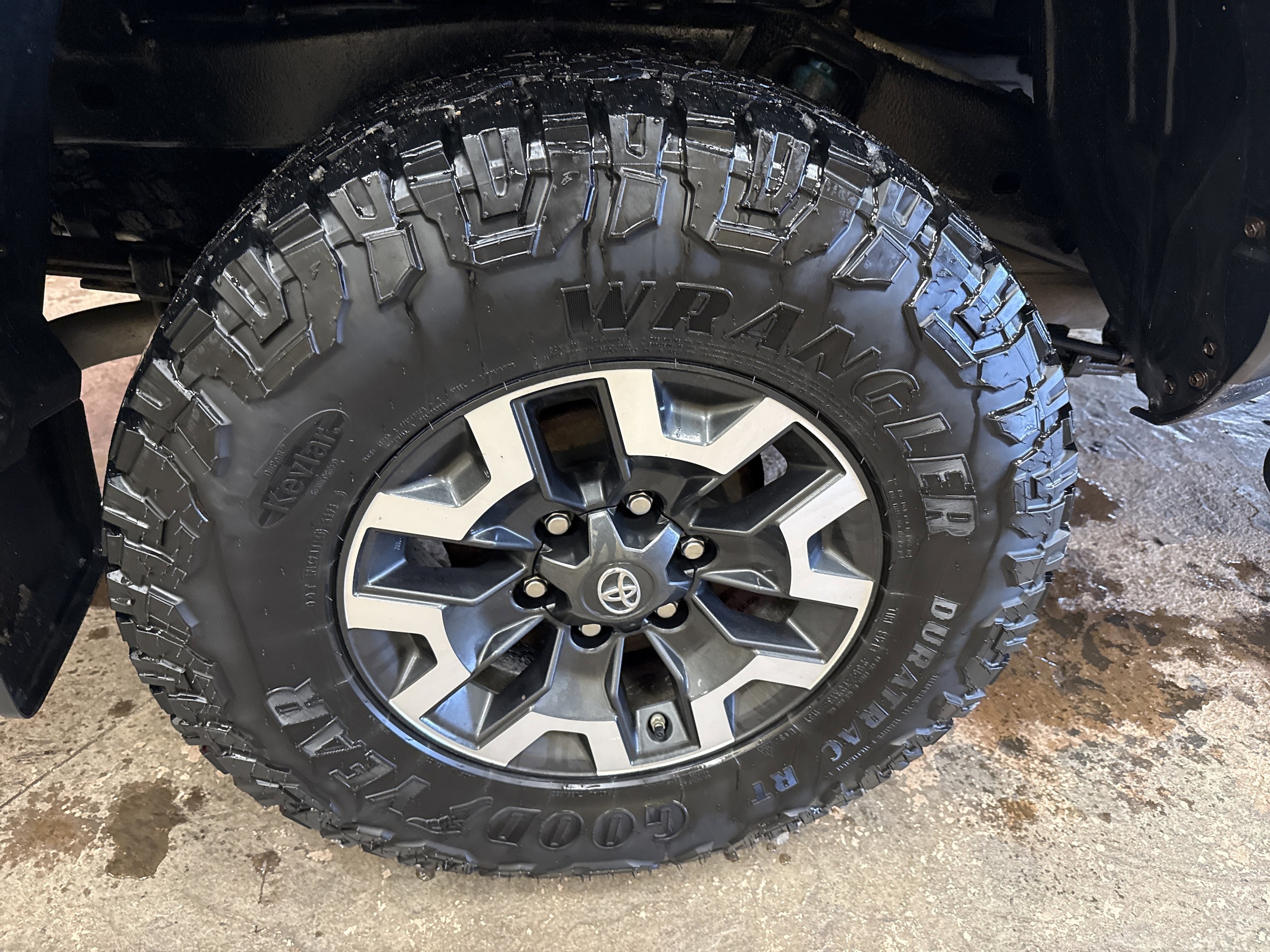 2021 Toyota Tacoma TRD Off Road - Photo 10