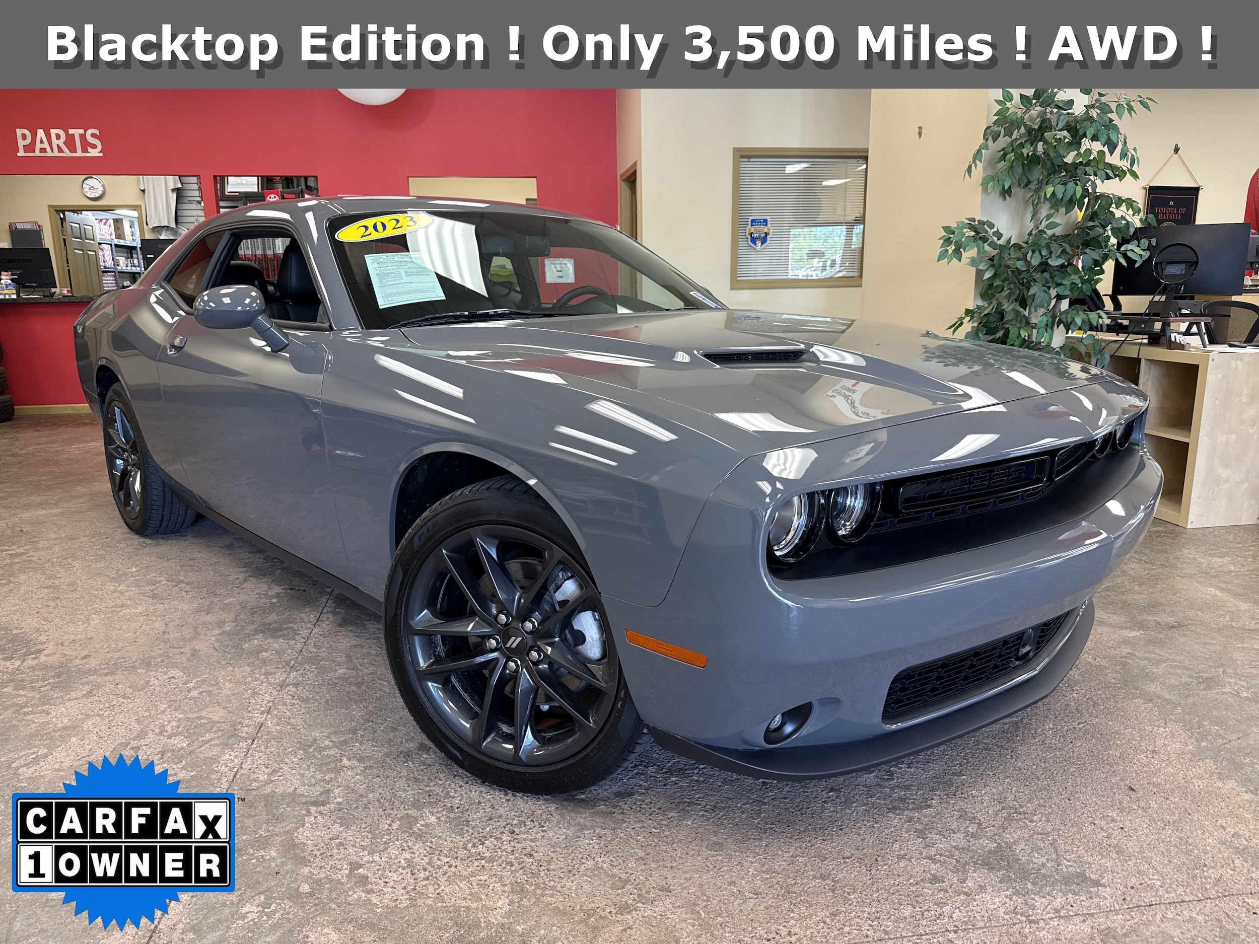 2023 Dodge Challenger SXT Auto AWD's photo