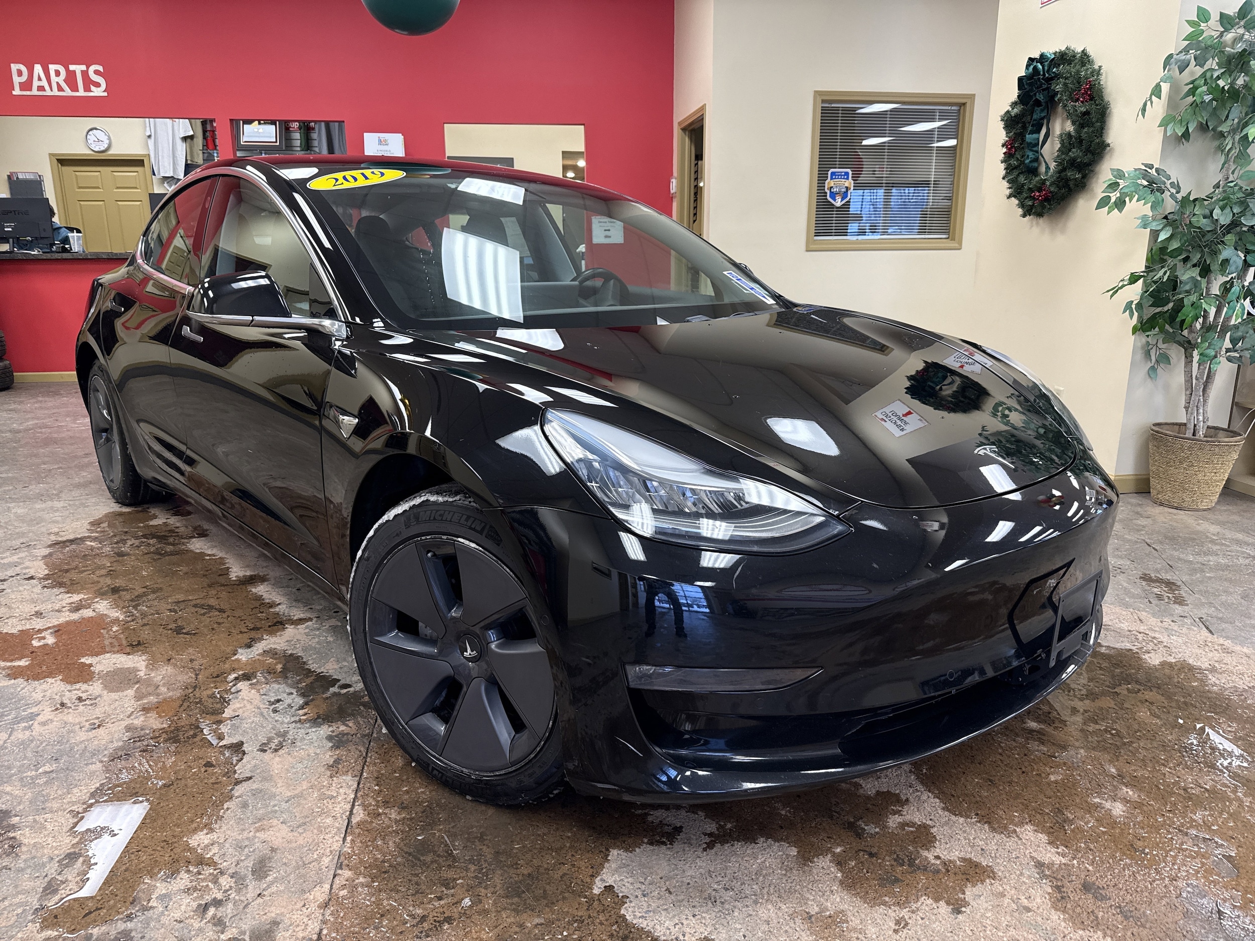 2019 Tesla Model 3 Base's photo