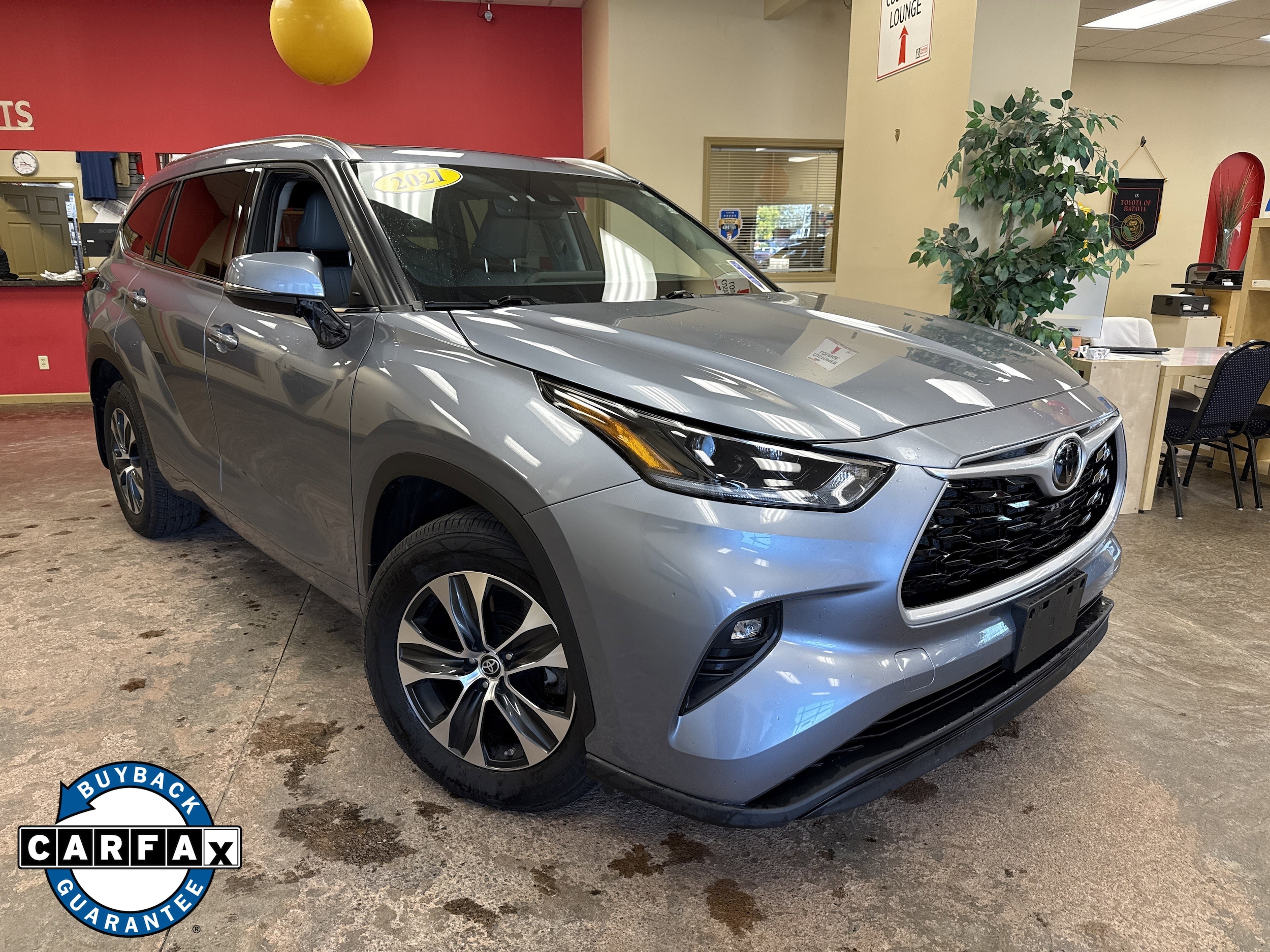 2021 Toyota Highlander XLE's photo