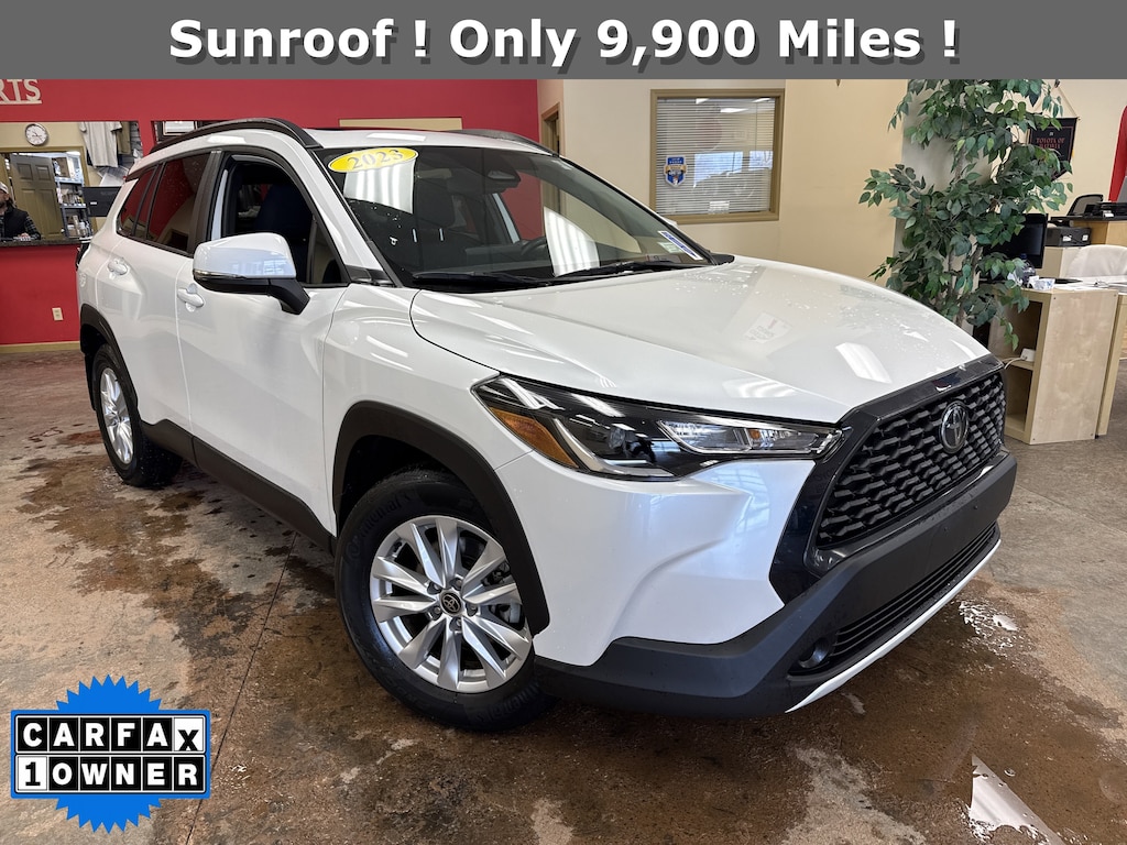 Used 2023 Toyota Corolla Cross LE SUV