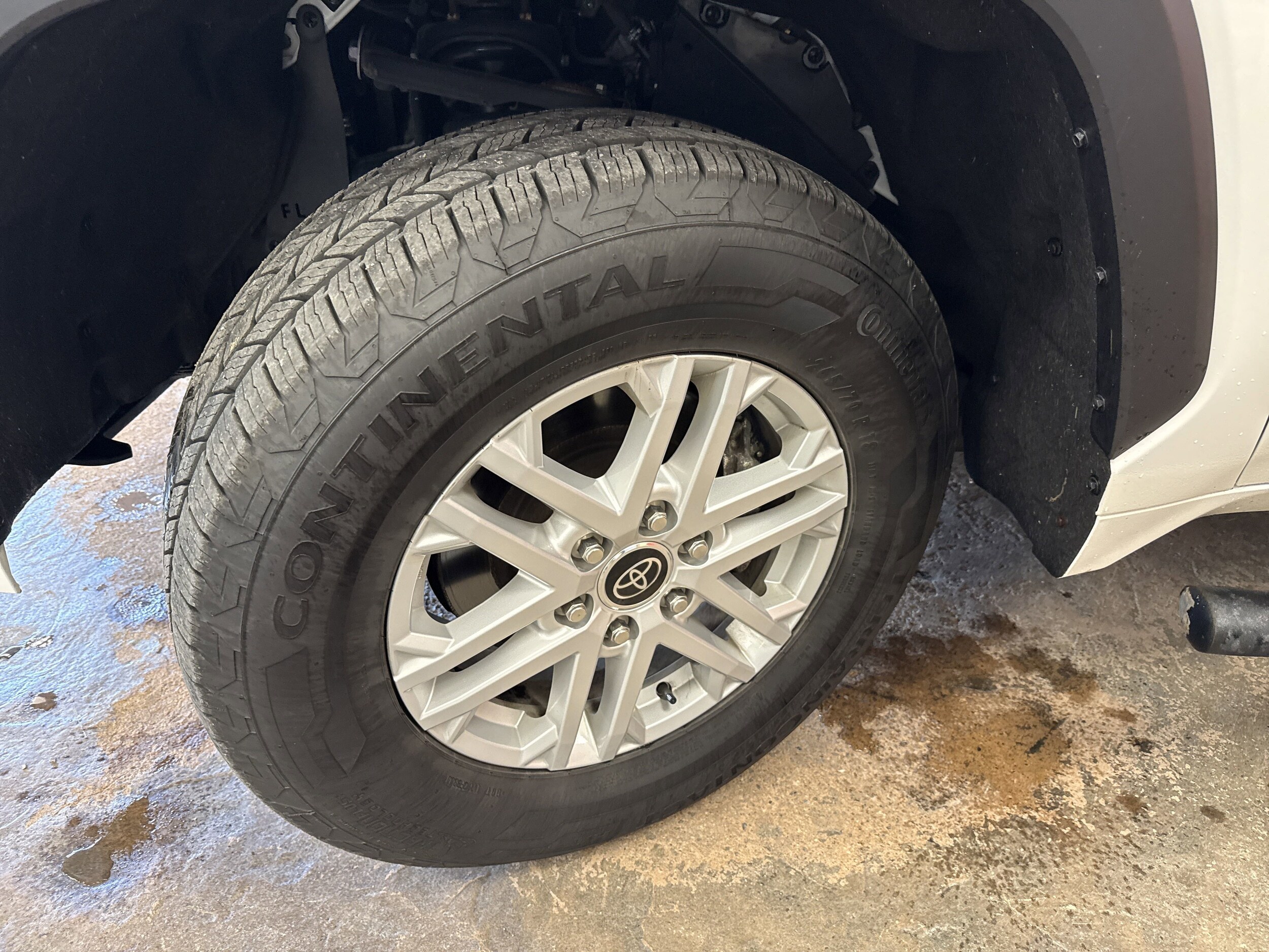 2022 Toyota Tundra SR5 CrewMax photo 4