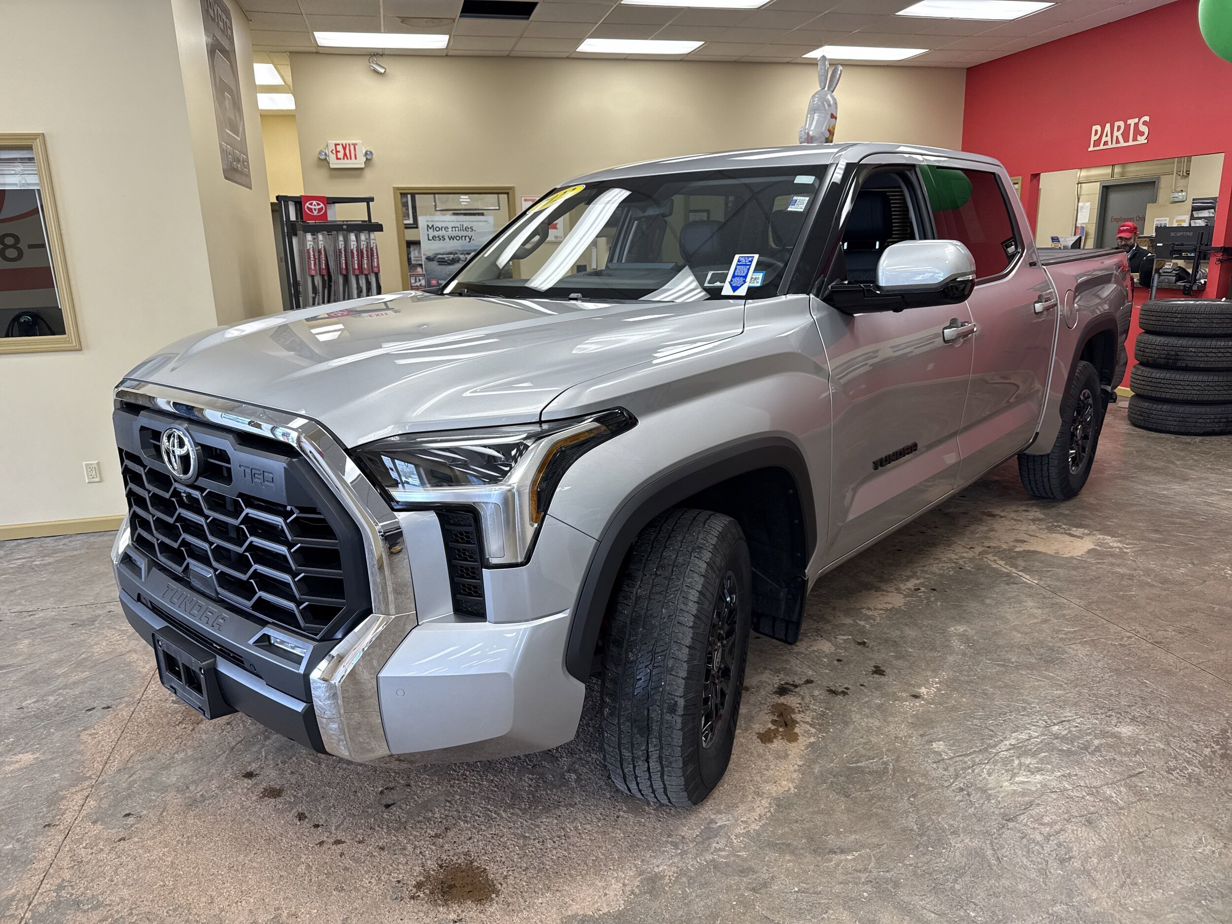 2022 Toyota Tundra SR5 photo 3