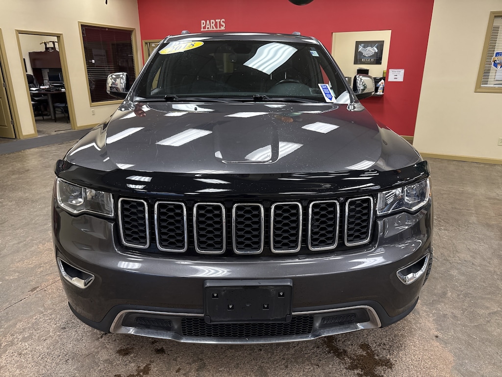 Used 2018 Jeep Grand Cherokee Limited 4x4 SUV
