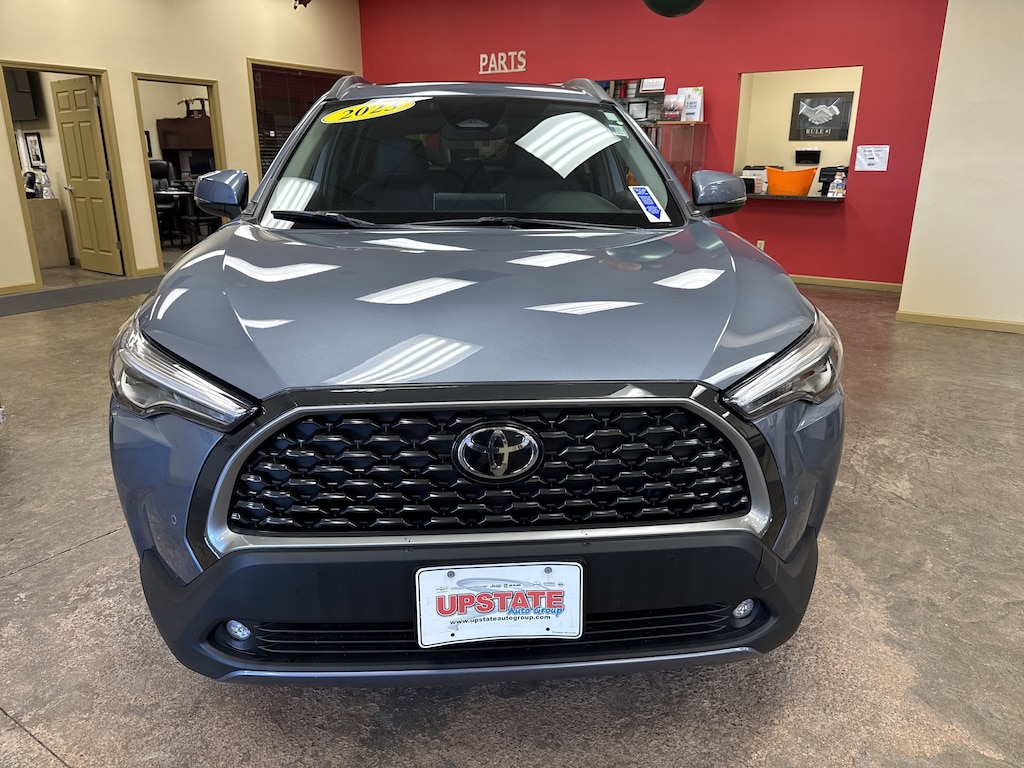 Used 2023 Toyota Corolla Cross XLE SUV